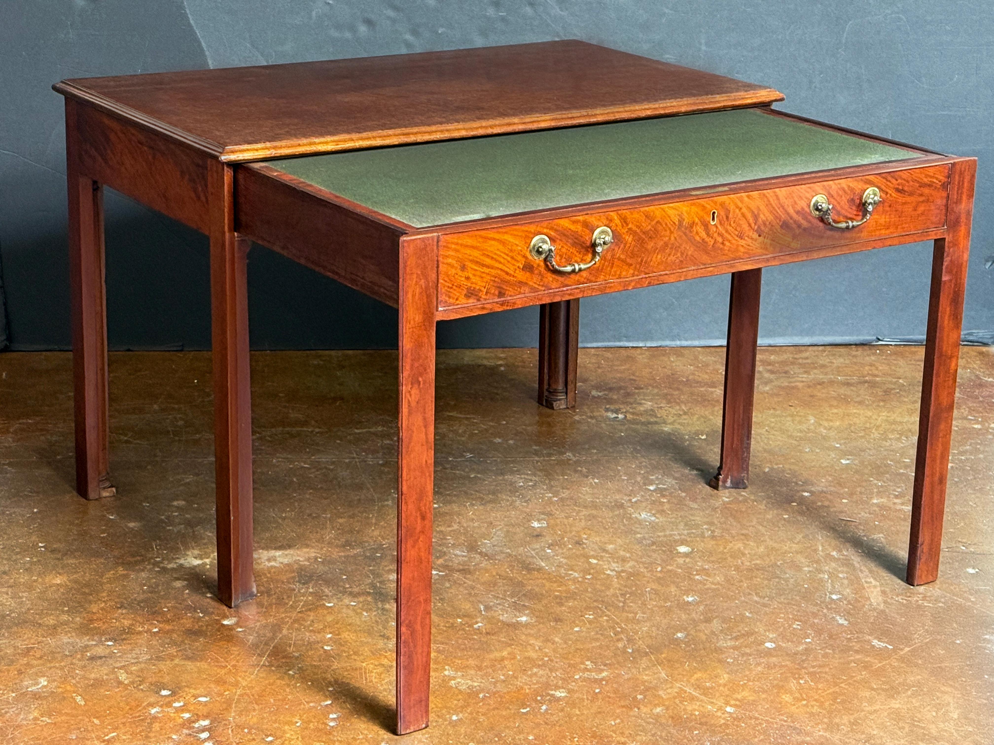 English Writing Table or Desk of Mahogany with Slide from the Georgian Period In Good Condition For Sale In Austin, TX
