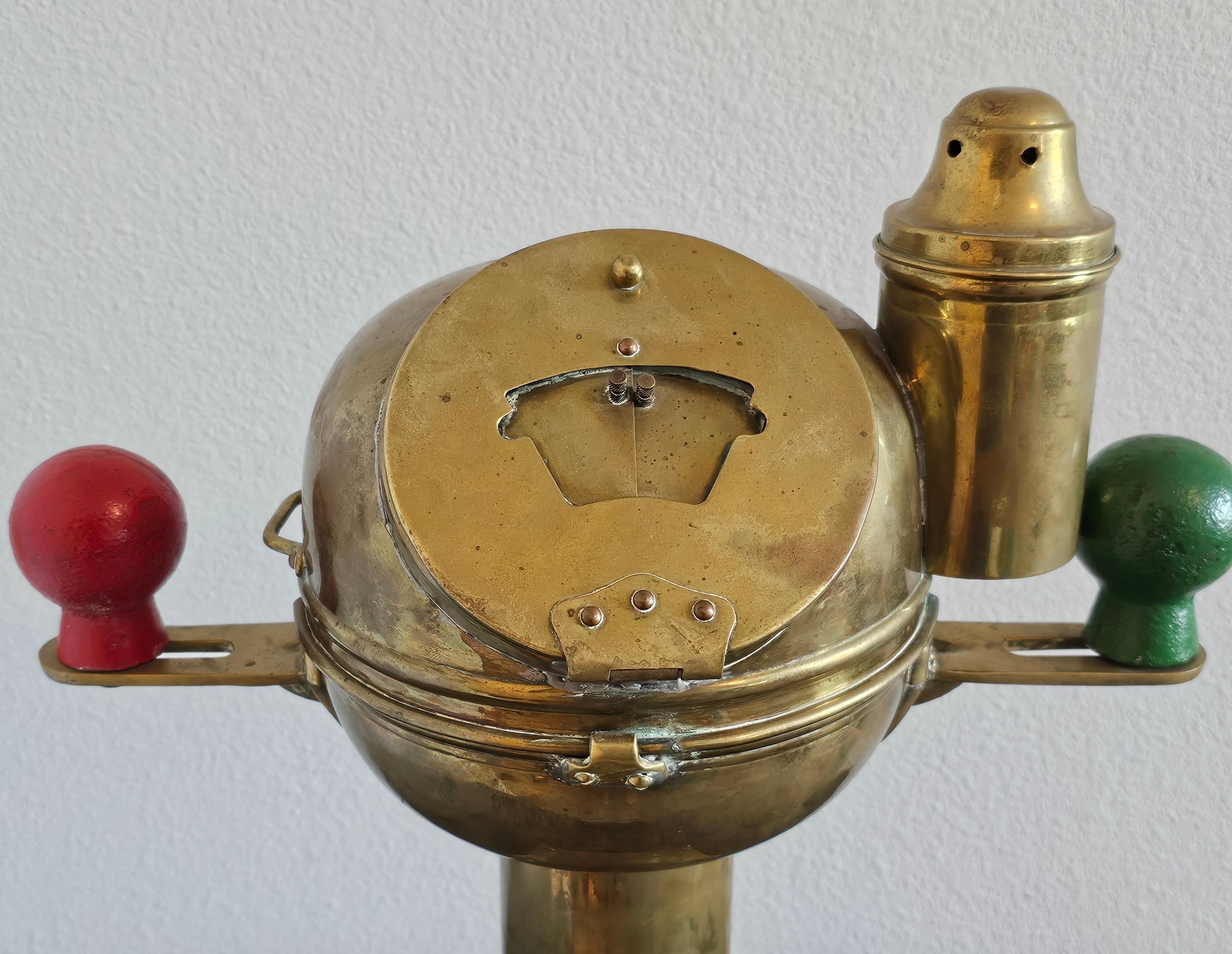 English WW2 Era Brass Ship's Pedestal Binnacle Compass by Sestral For Sale 7