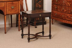 Englisn 18th Century Oak Side Table with 1 Drawer, Rounded Legs