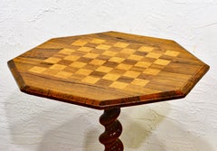 Englist Walnut and Birch Octagonal Chess Table on Solomonic Column, Circa 1850
