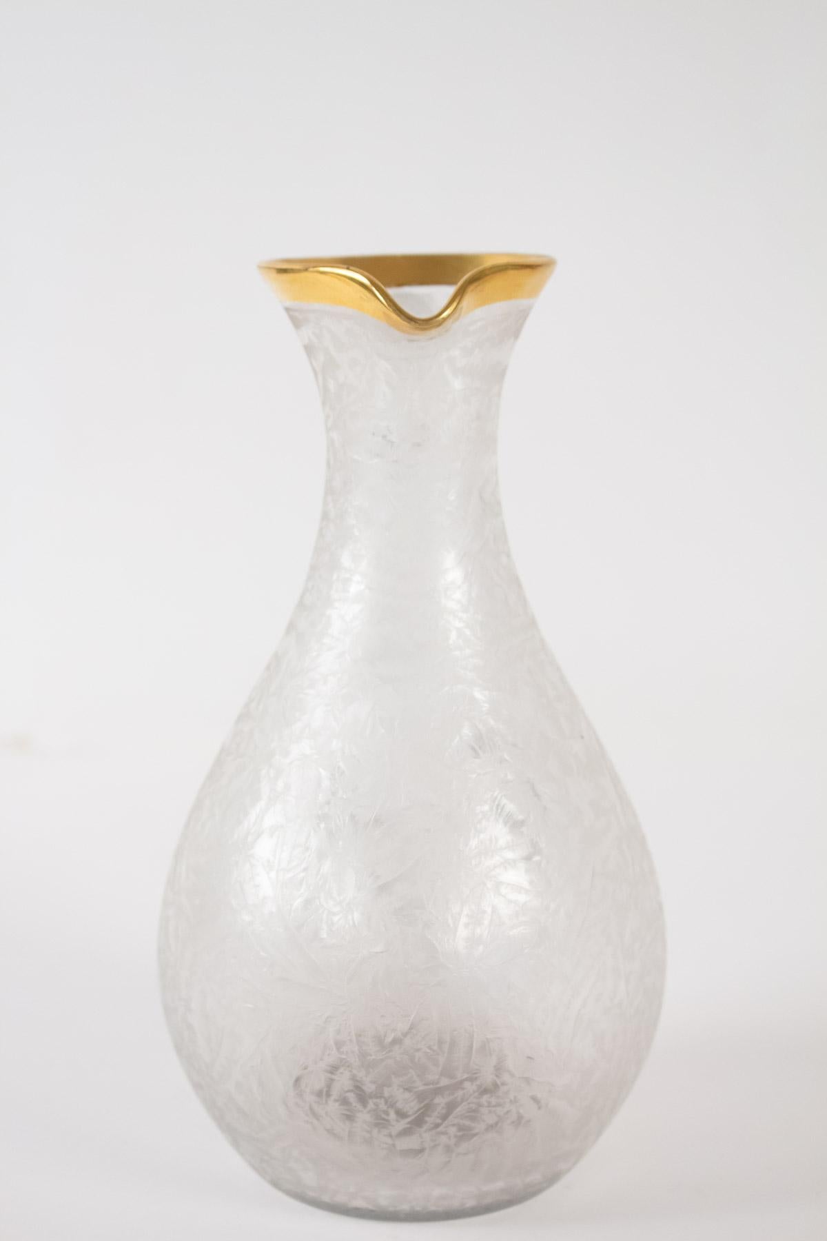 Engraved and Gilded Crystal Carafe with Ice Cube Tank In Excellent Condition In Saint-Ouen, FR
