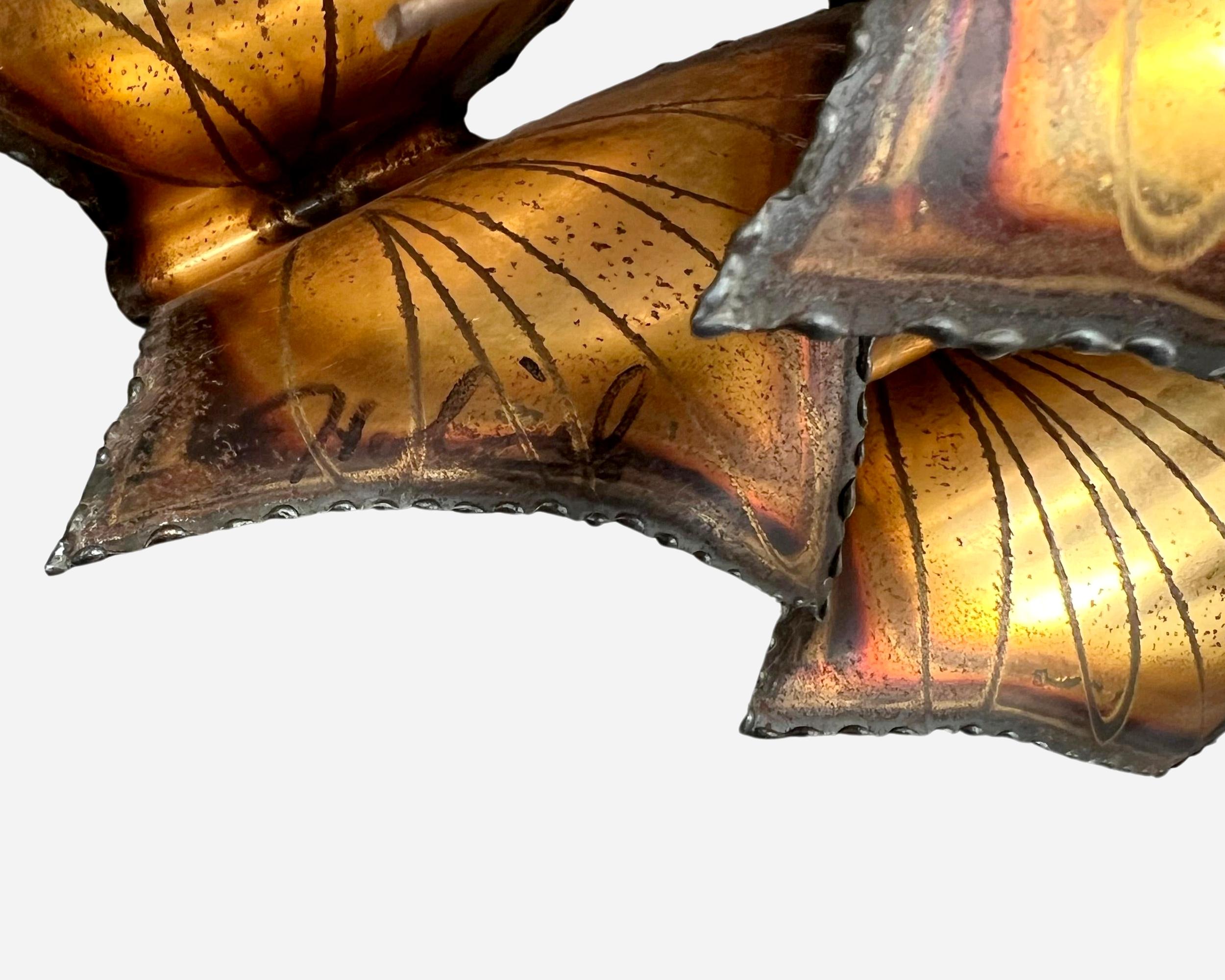 Mid-Century moderno Scultura da parete in rame e ottone inciso e saldato, circa 1970 in vendita