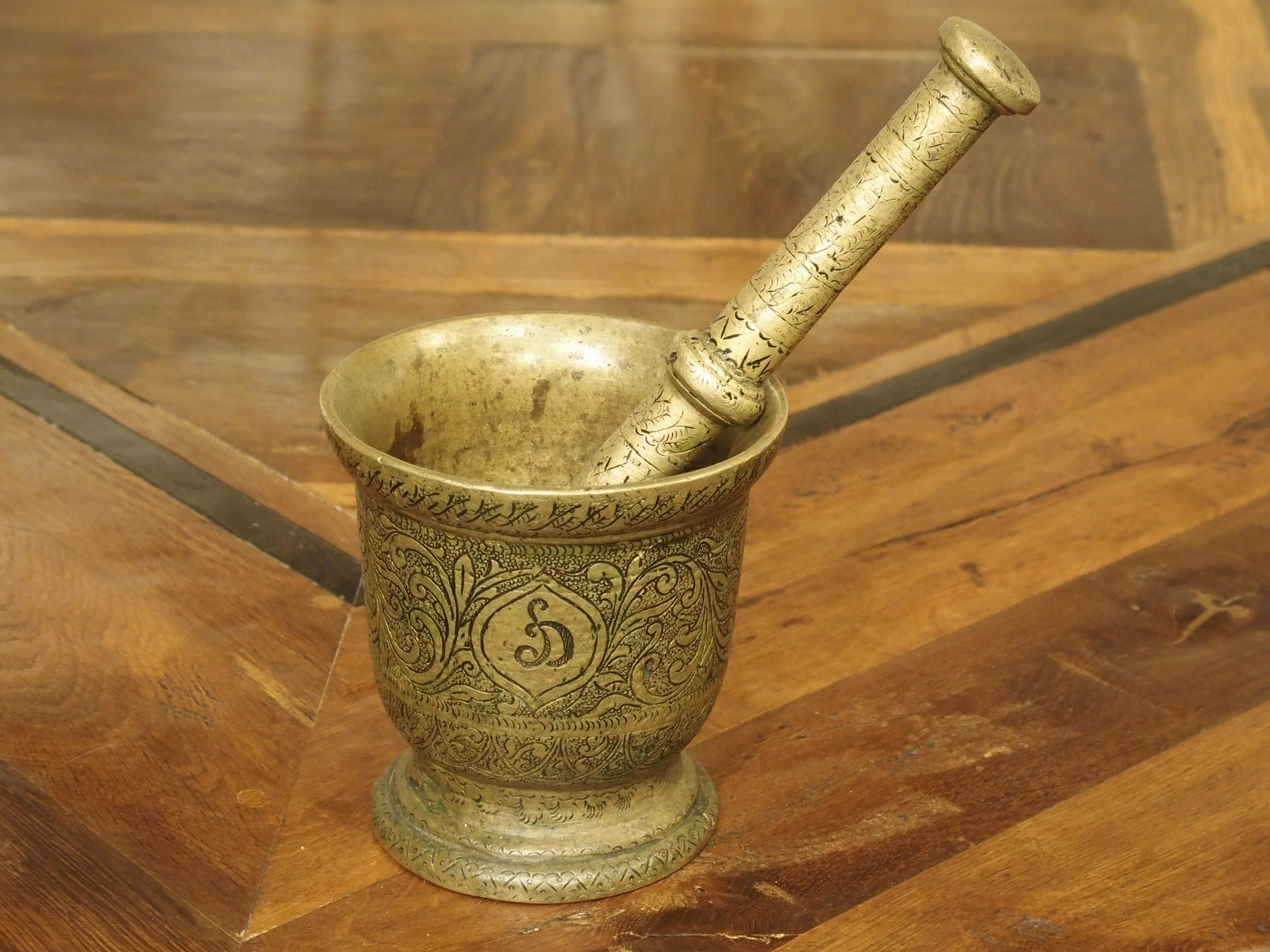 Engraved Antique French Bronze Mortar and Pestle, 17th Century 6