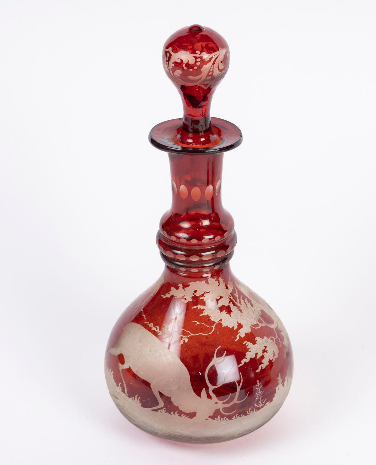 Engraved Bohemian Crystal Oil and Vinegar Set, a Small Salt Shaker, Napoleon III For Sale 2