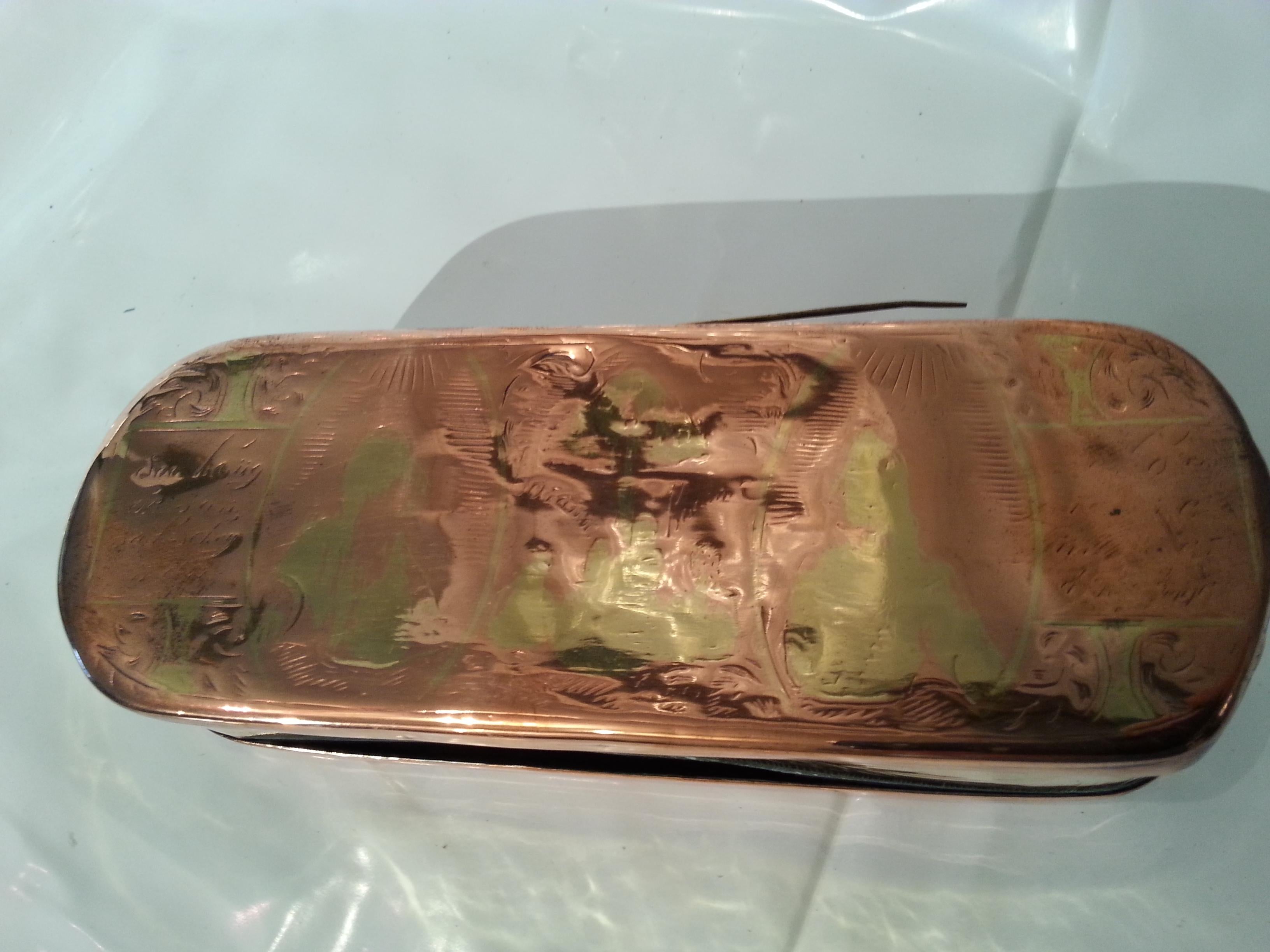 Engraved Brass and Copper Snuff Box, English, Circa 1850 For Sale 6