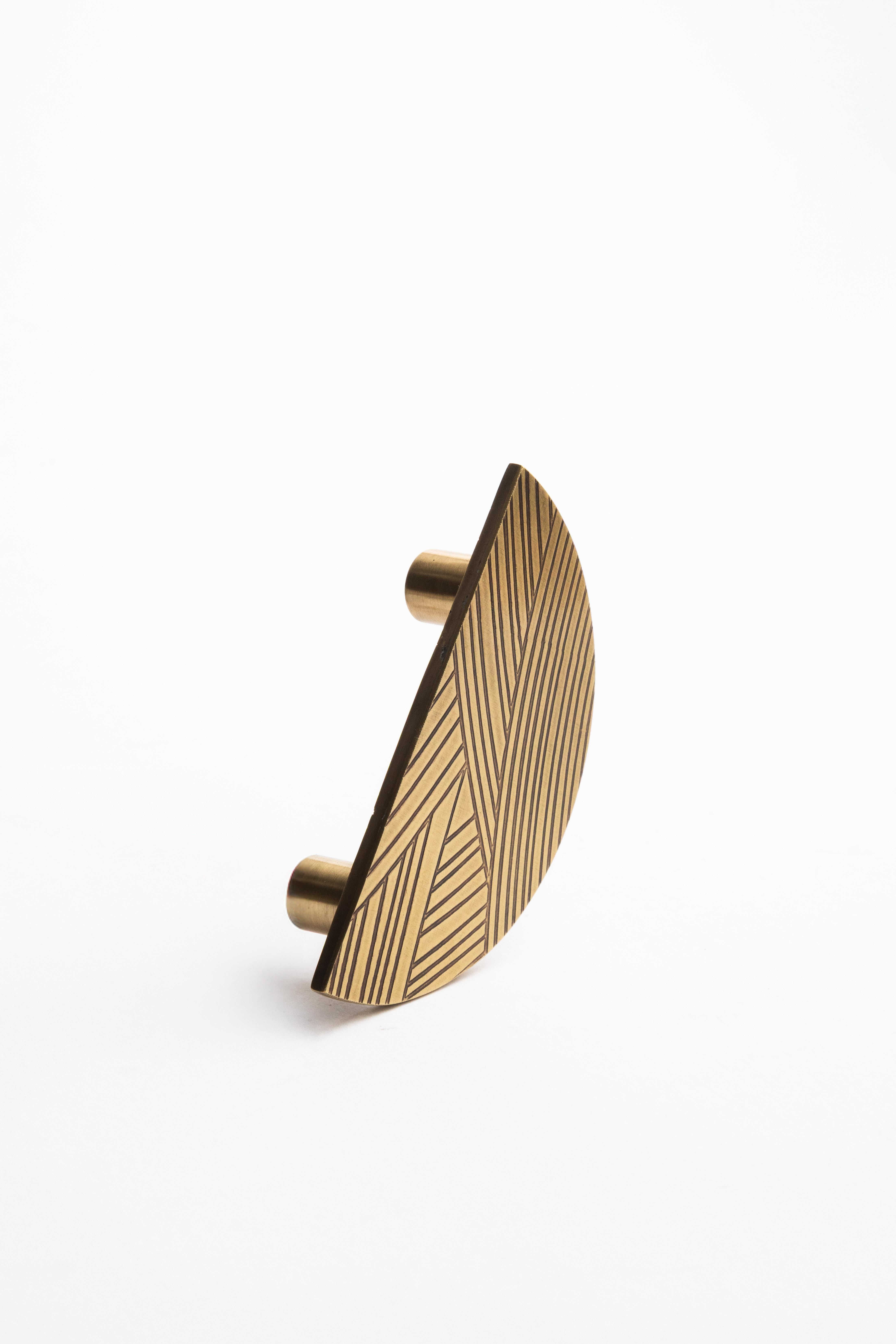 Art Déco Tirante in ottone inciso - Ø 12 cm - Collezione Collection'S in vendita