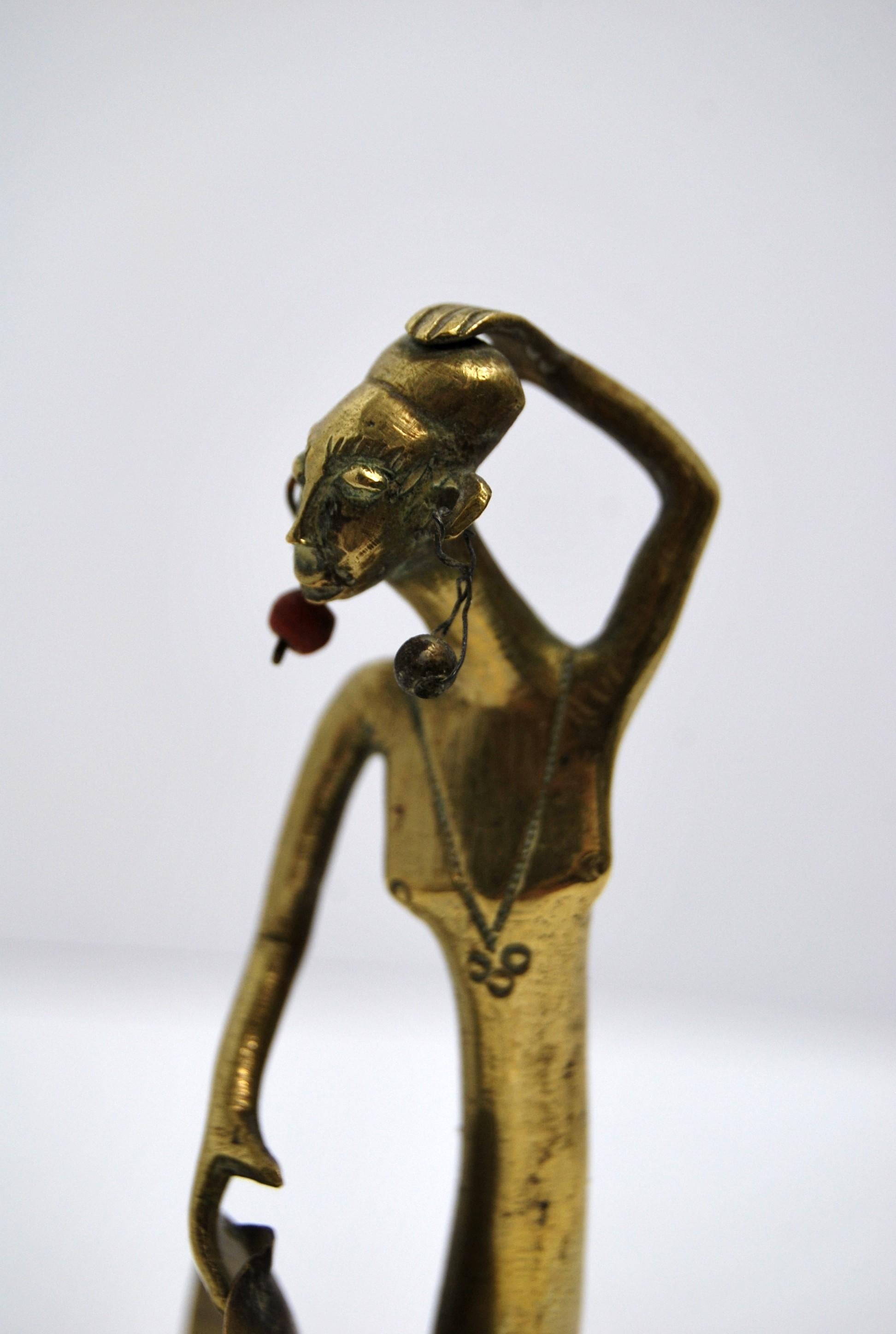 Estatuilla de latón grabado - arte tribal africano de mediados del siglo XX Tribal en venta