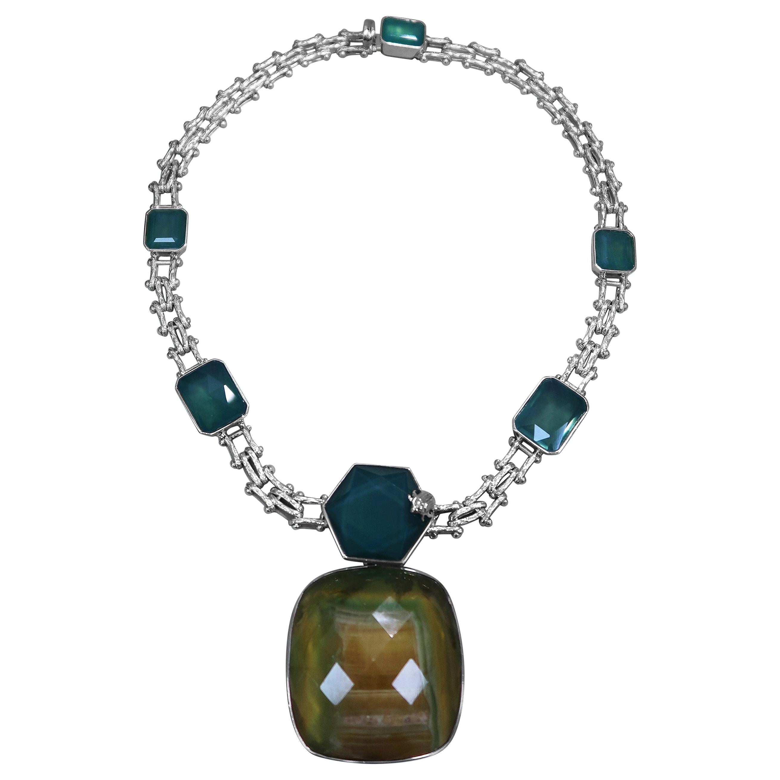 Stephen Dweck Engraved Chain & Green Agate with a Fluorite Centerpiece Choker 