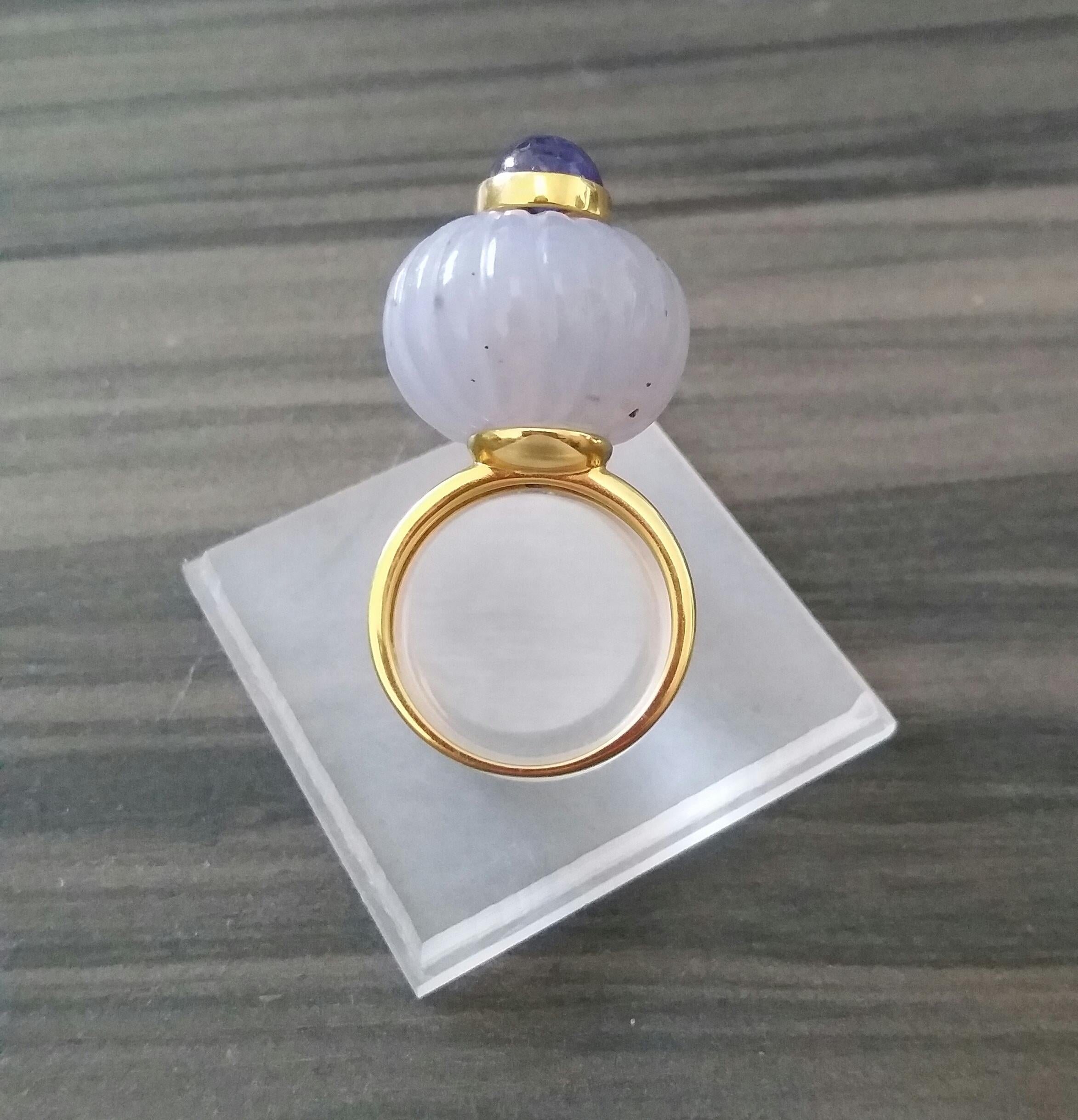Mixed Cut Engraved Chalcedony Blue Sapphire Cabochon 14 Karat Yellow Gold Cocktail Ring For Sale