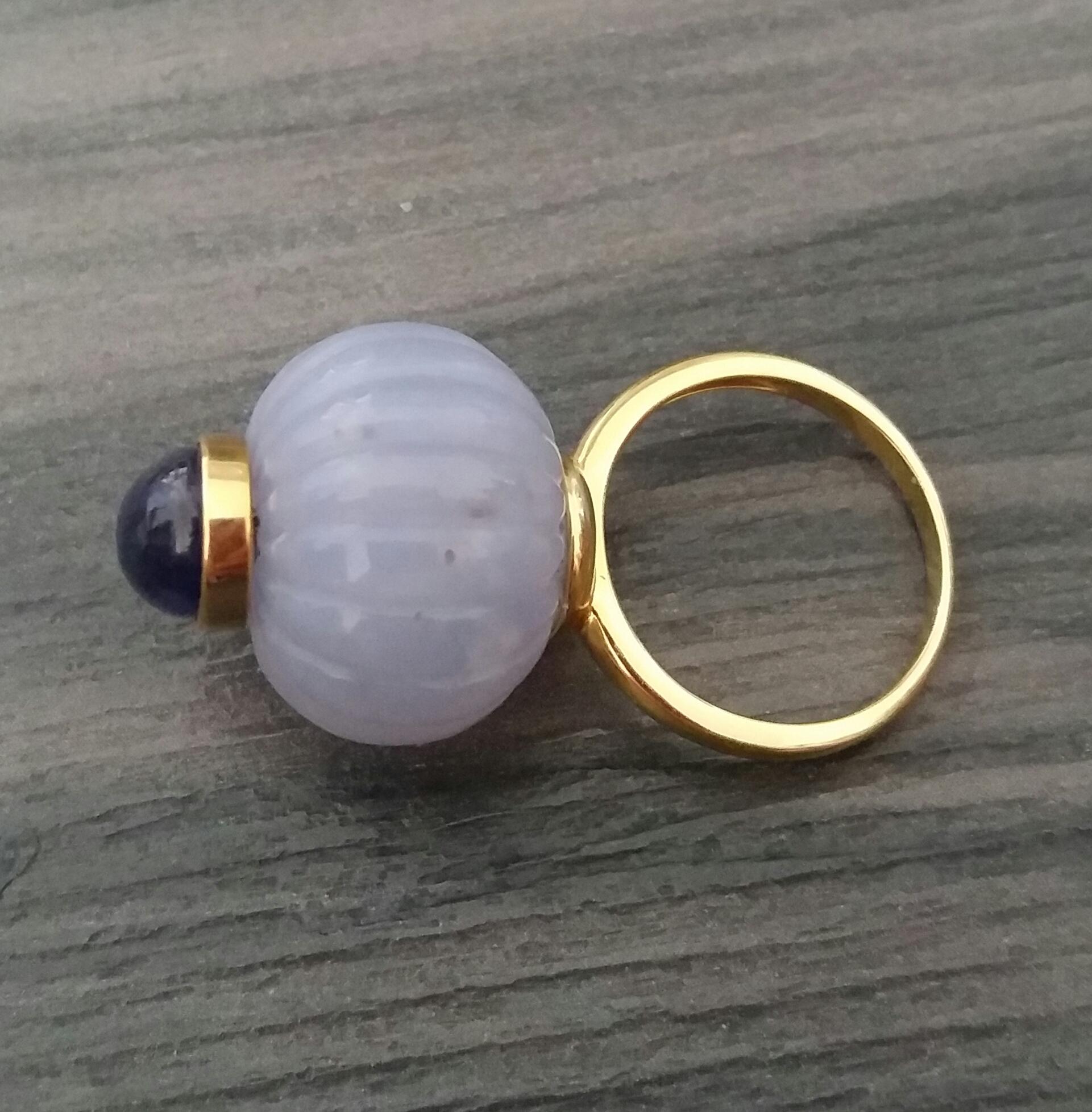 Women's Engraved Chalcedony Blue Sapphire Cabochon 14 Karat Yellow Gold Cocktail Ring For Sale