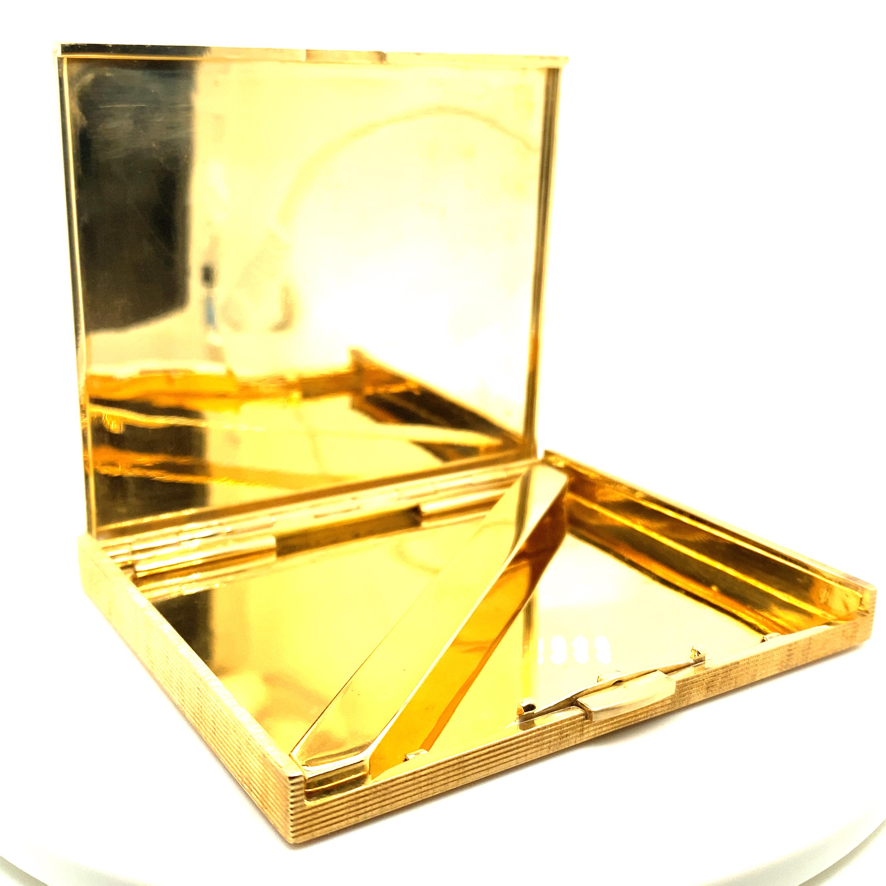 Engraved Cigarette Case in Yellow Gold 18 Karat 7