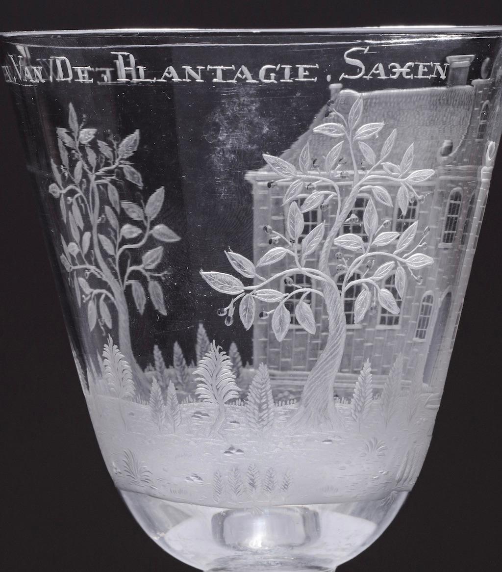 Engraved Commemorative Surinam Plantation Glass, History of 18th Century Slavery In Excellent Condition For Sale In Amsterdam, NL