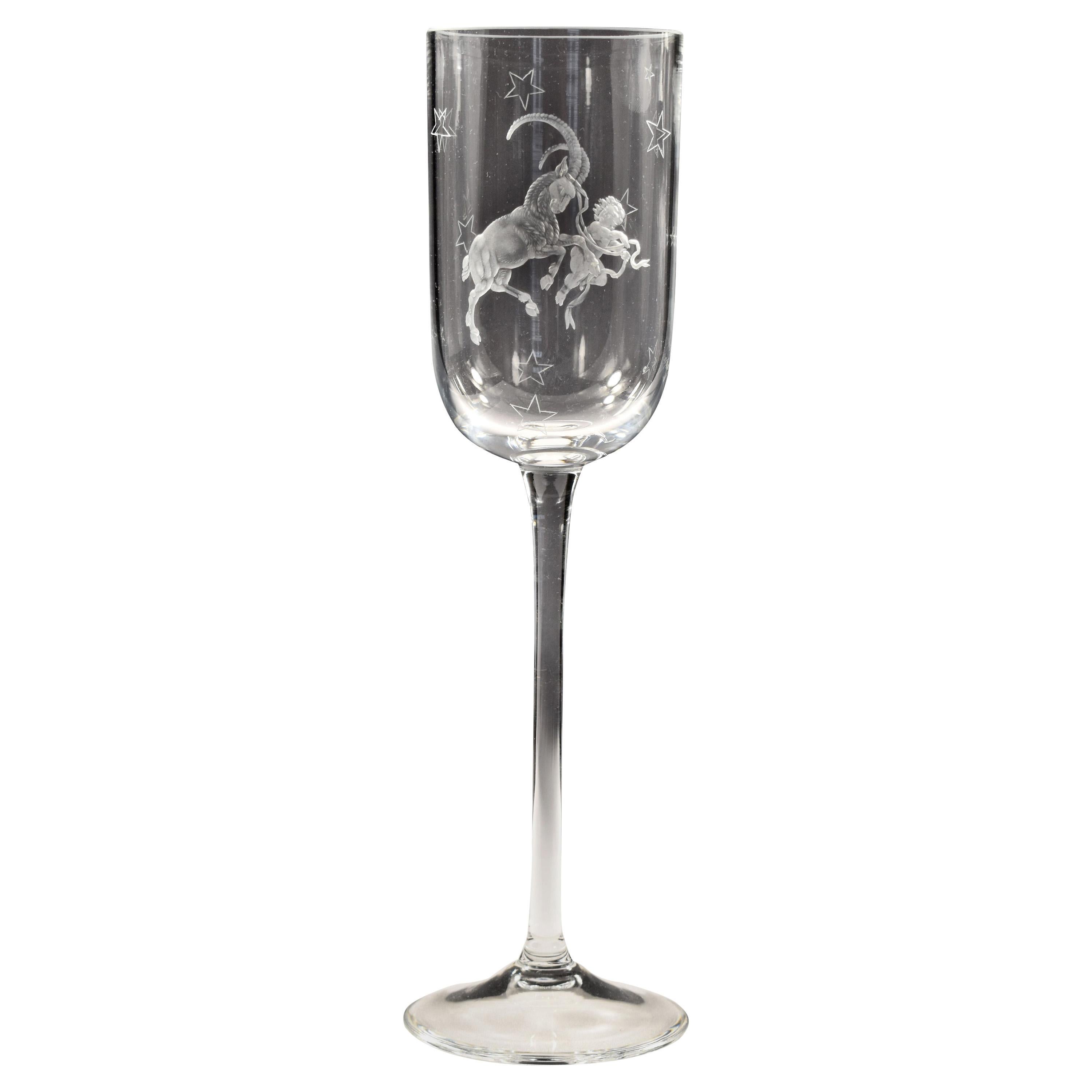 Tasse en cristal gravé avec le symbolisme de la corne de Capri, production sur mesure en vente