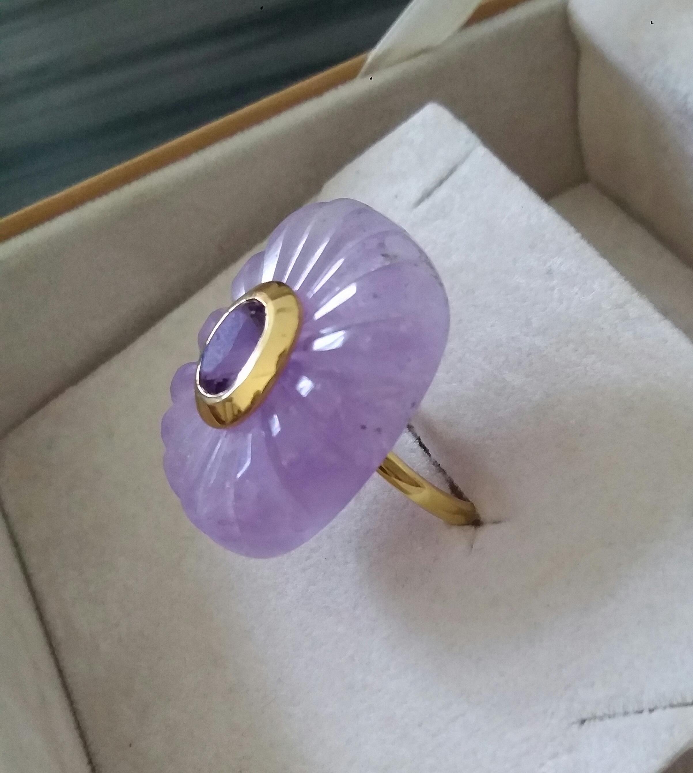 Engraved Cushion Shape Natural Amethyst Faceted Oval Amethyst Gold Cocktail Ring For Sale 5