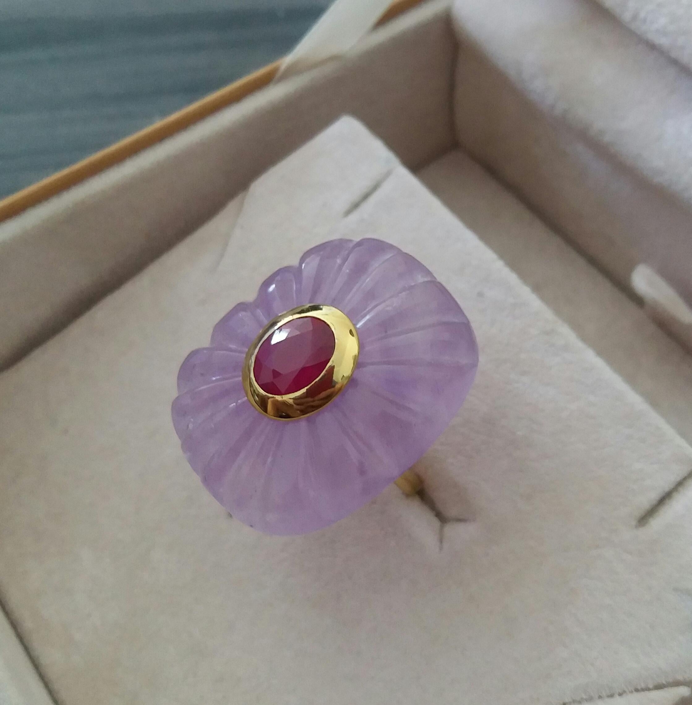 Engraved Cushion Shape Natural Amethyst Faceted Oval Ruby Gold Cocktail Ring For Sale 7