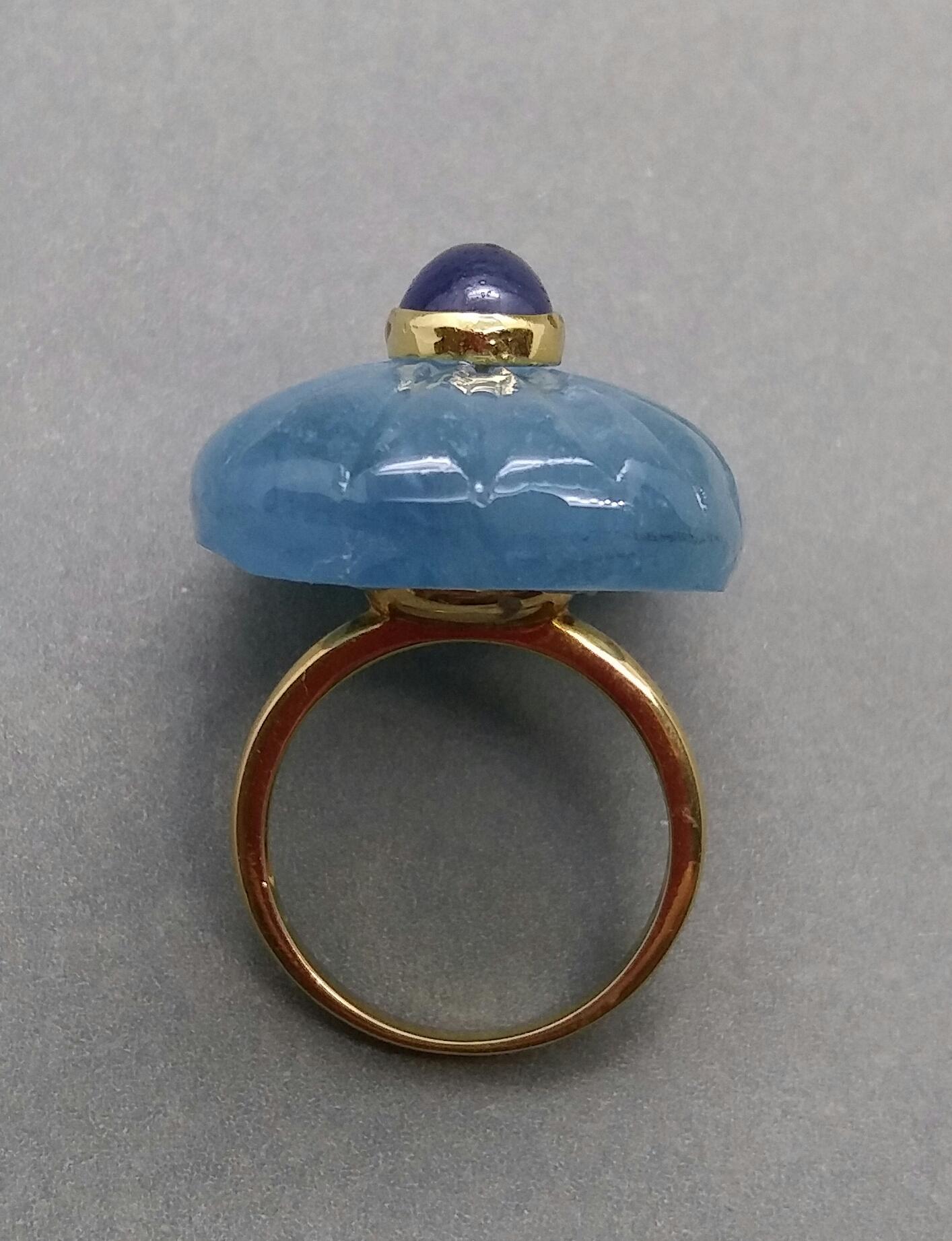Engraved Cushion Shape Natural Aquamarine Blue Sapphire Oval Cab Yellow Gold For Sale 4