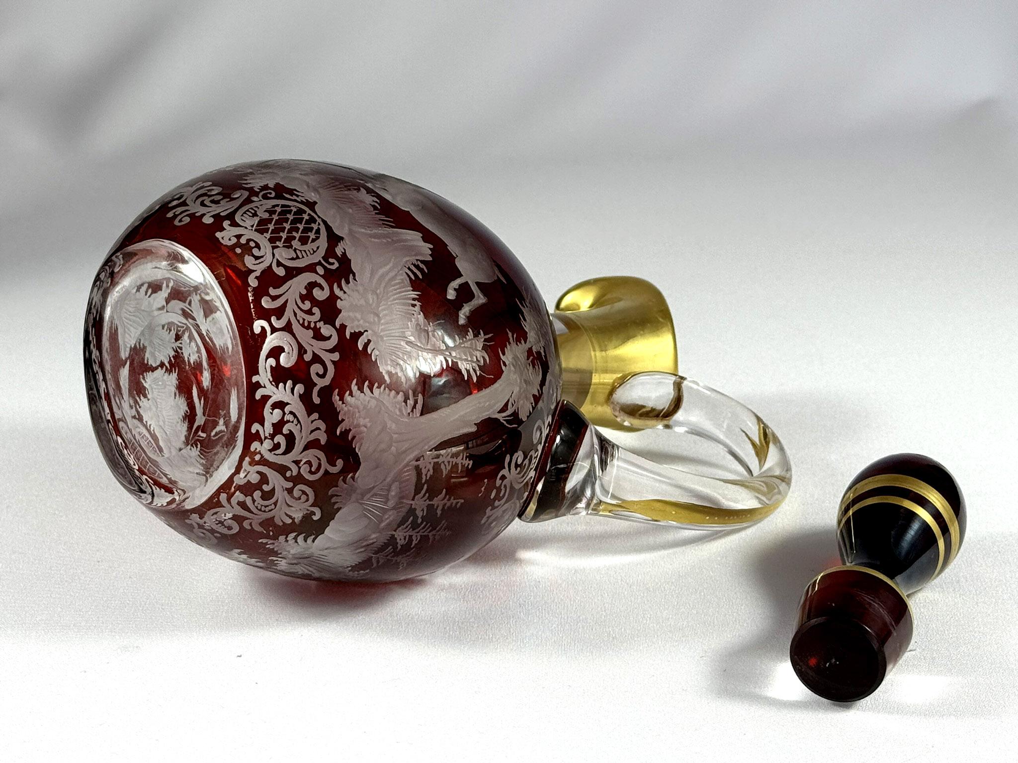 Pichet gravé - motif de chasse - Egermann Red Lazure en vente 3