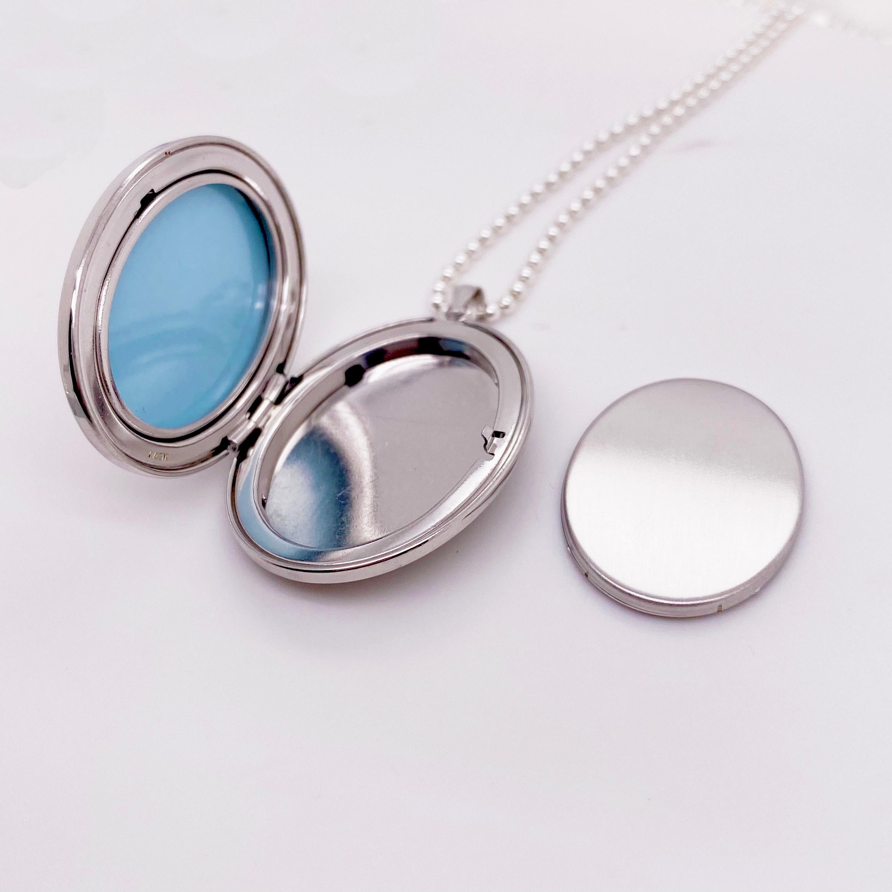 Round Cut Engraved Locket Necklace w Urn to Hold Loved One’s Ashes, Has One Diamond For Sale