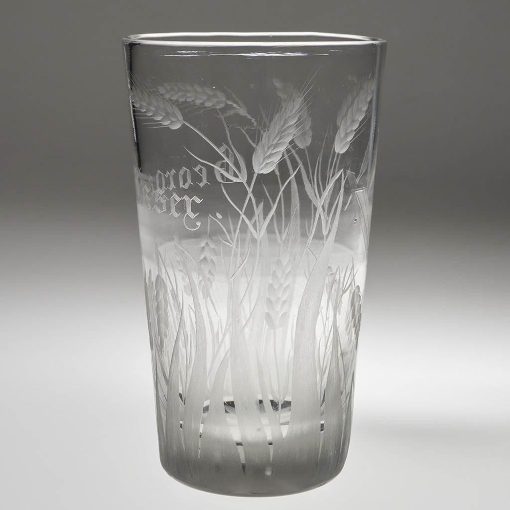 Verre d'abondance maçonnique gravé Capacité d'une pinte en vente 1