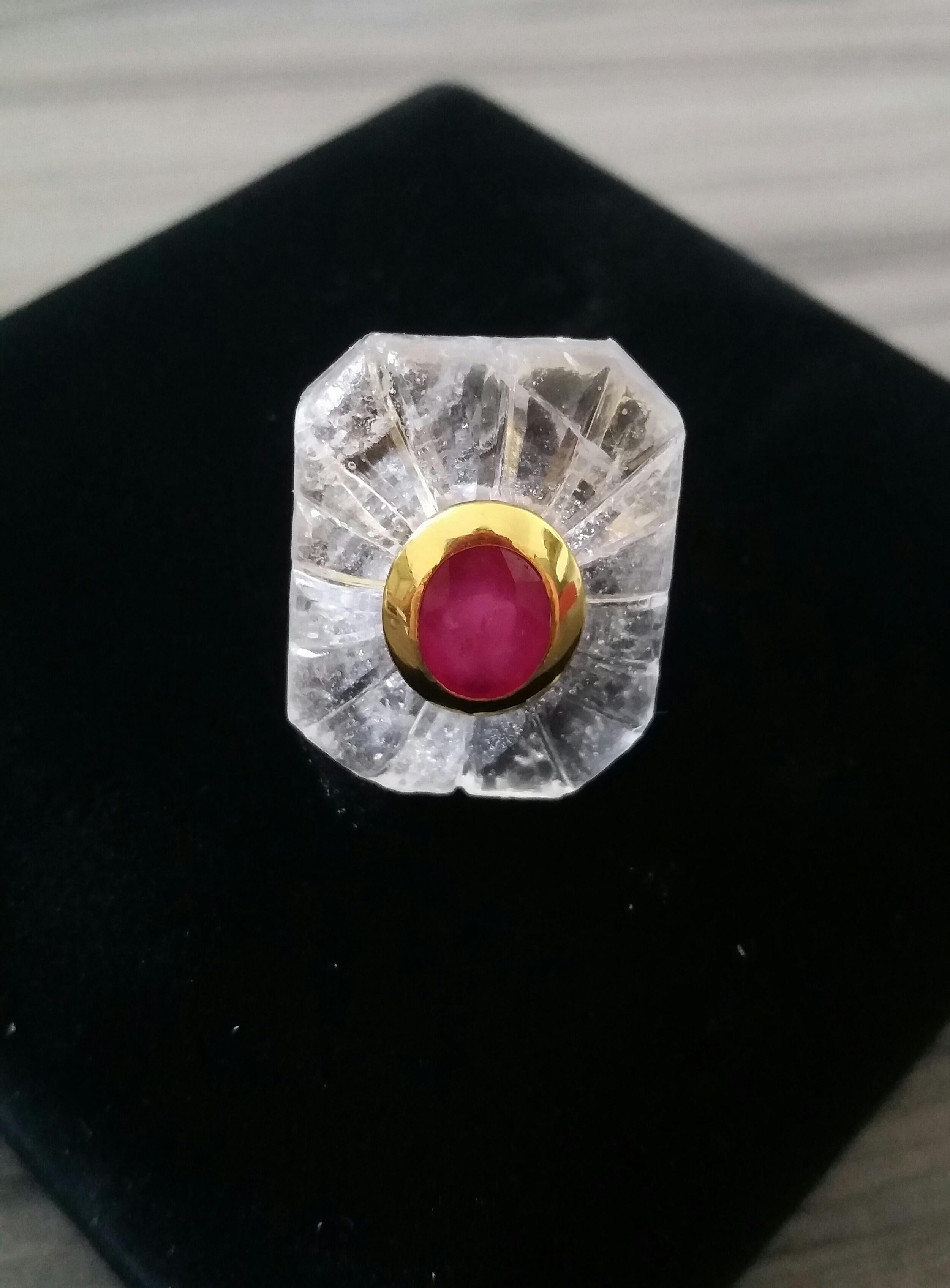 Engraved Octagon Shape Rock Crystal Faceted Oval Ruby 14 Kt Yellow Gold Ring For Sale 3
