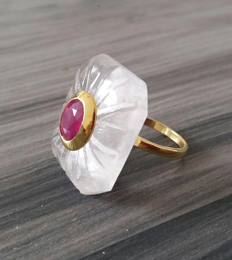 Contemporary Engraved Octagon Shape Rock Crystal Faceted Oval Ruby 14 Kt Yellow Gold Ring For Sale