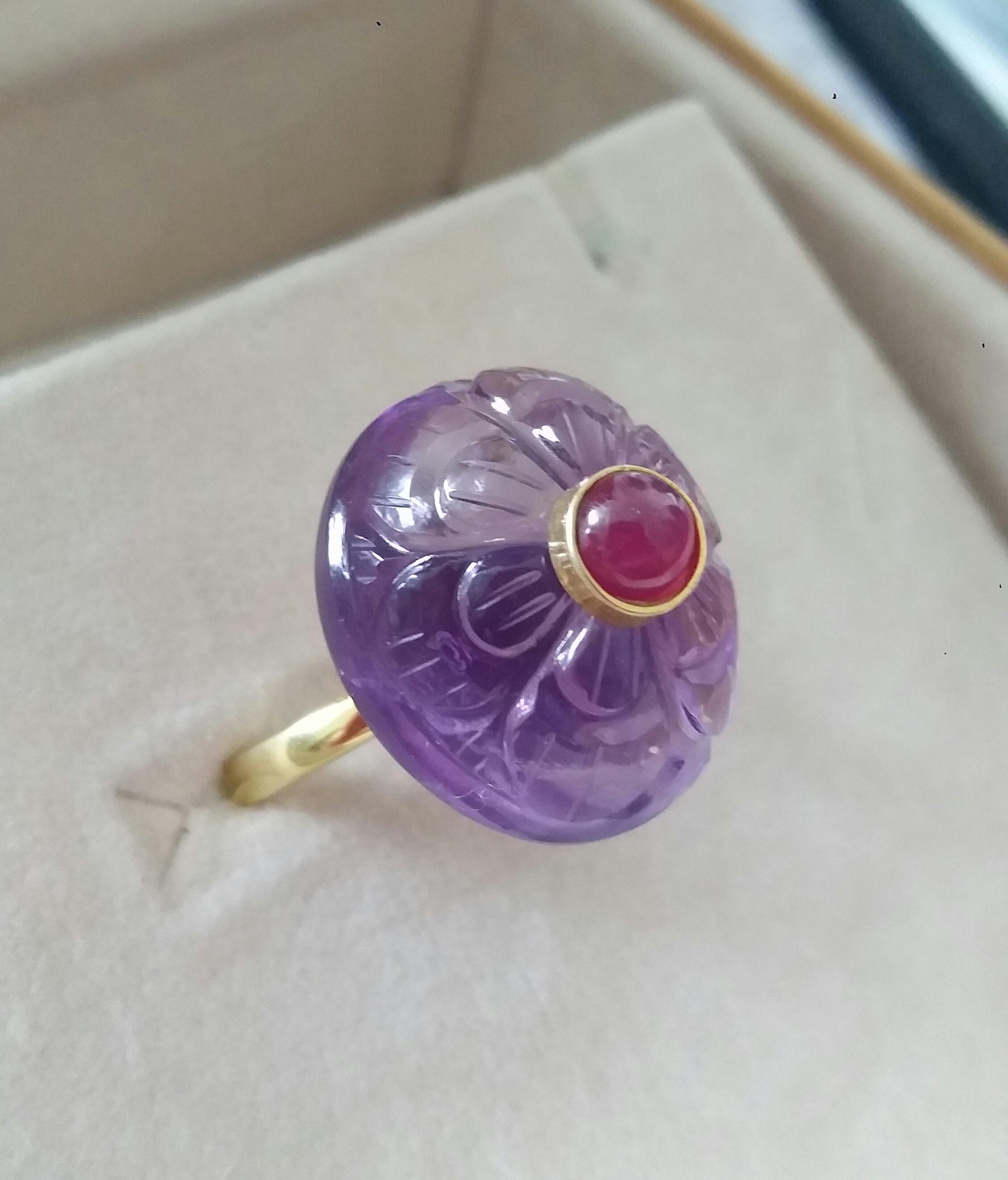Engraved Oval Shape Natural Amethyst Round Ruby Cabochon Gold Cocktail Ring For Sale 14