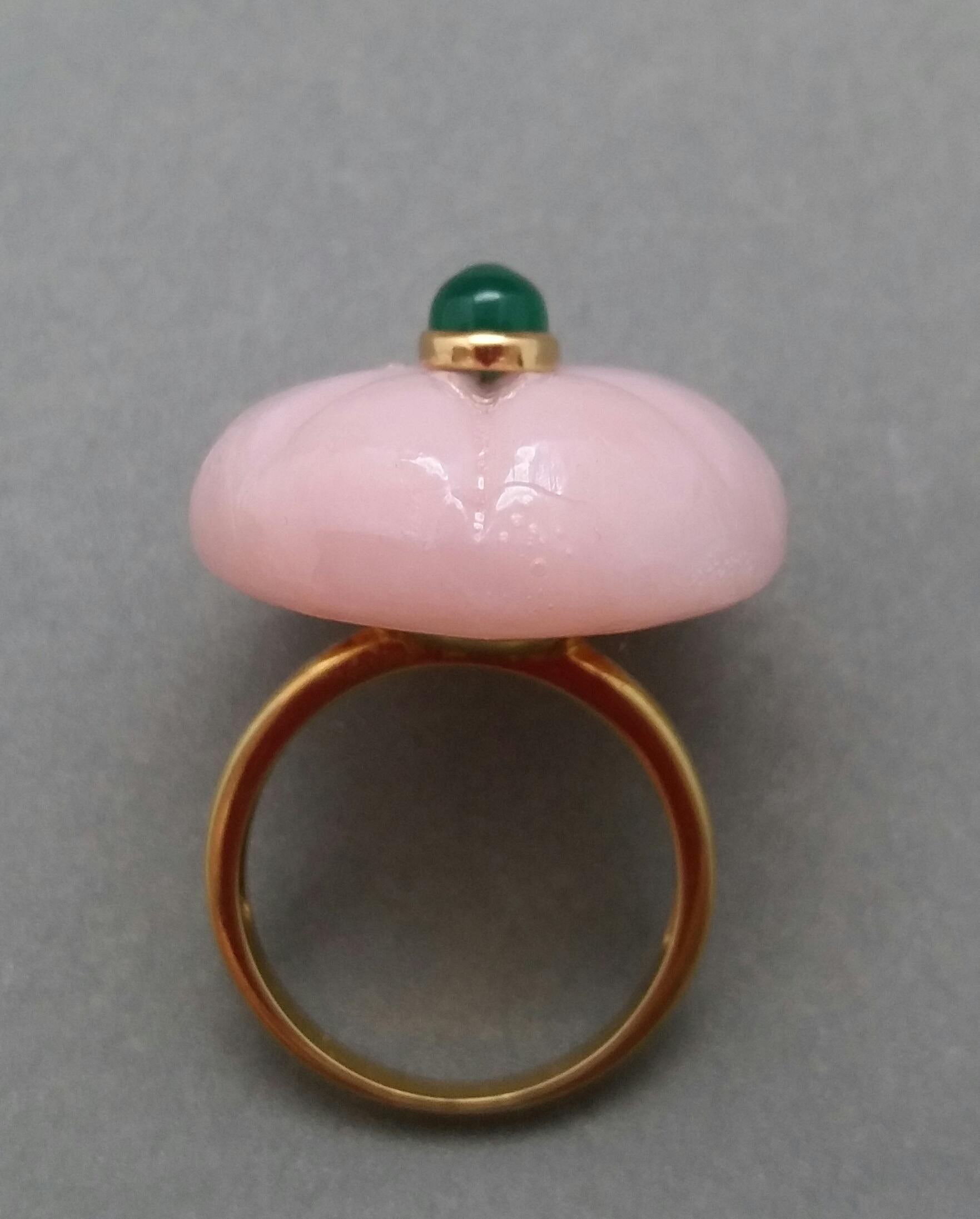 Engraved Oval Shape Natural Pink Opal Oval Emerald Cab Yellow Gold For Sale 2