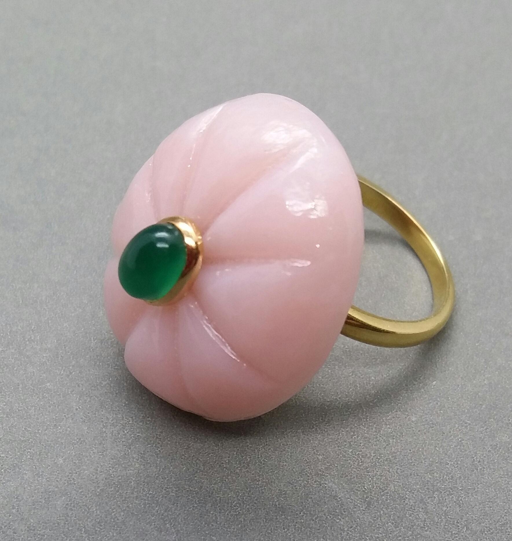Mixed Cut Engraved Oval Shape Natural Pink Opal Oval Emerald Cab Yellow Gold For Sale