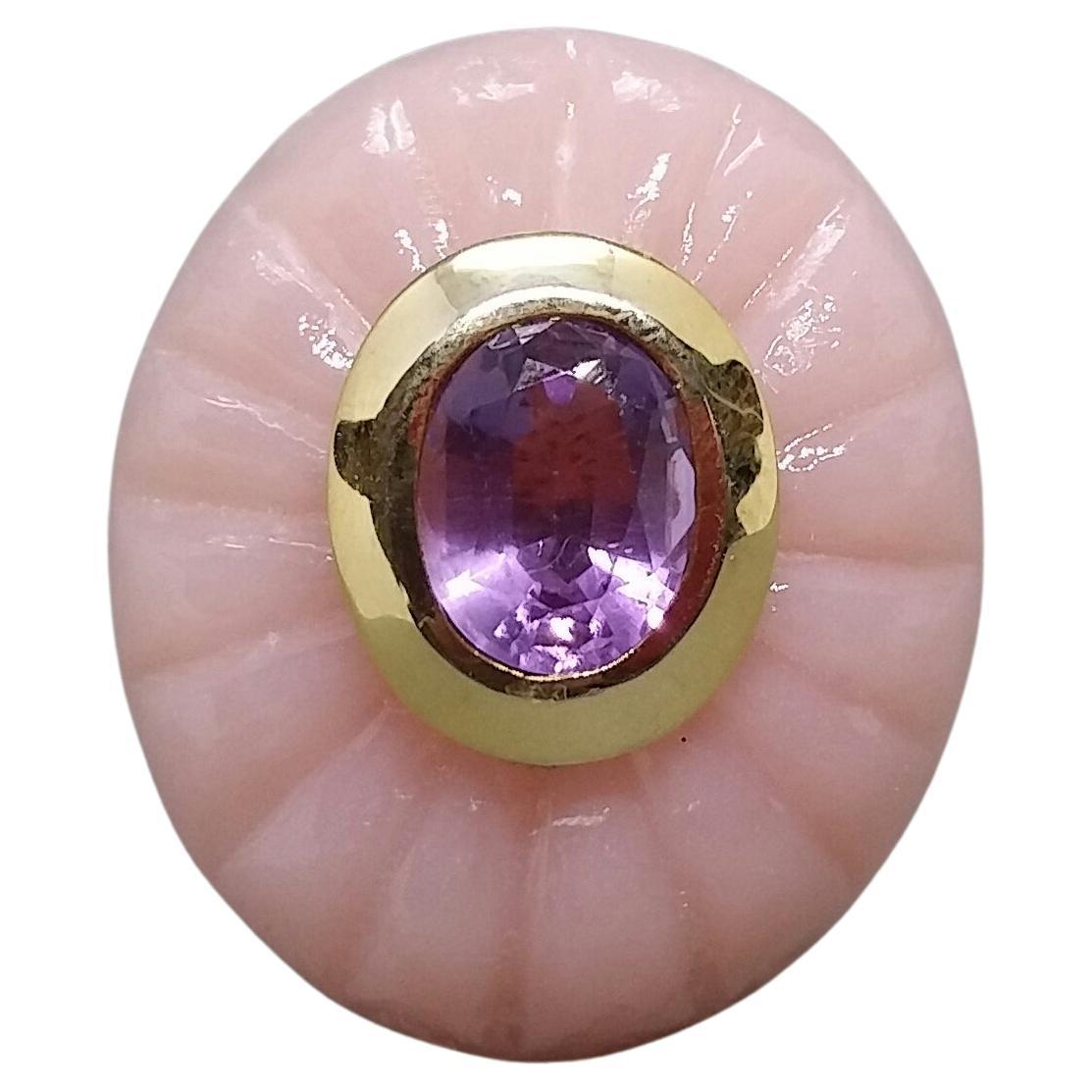 Gravur Oval Form natürlichen rosa Opal Oval Facettierter Amethyst Gelbgold im Angebot