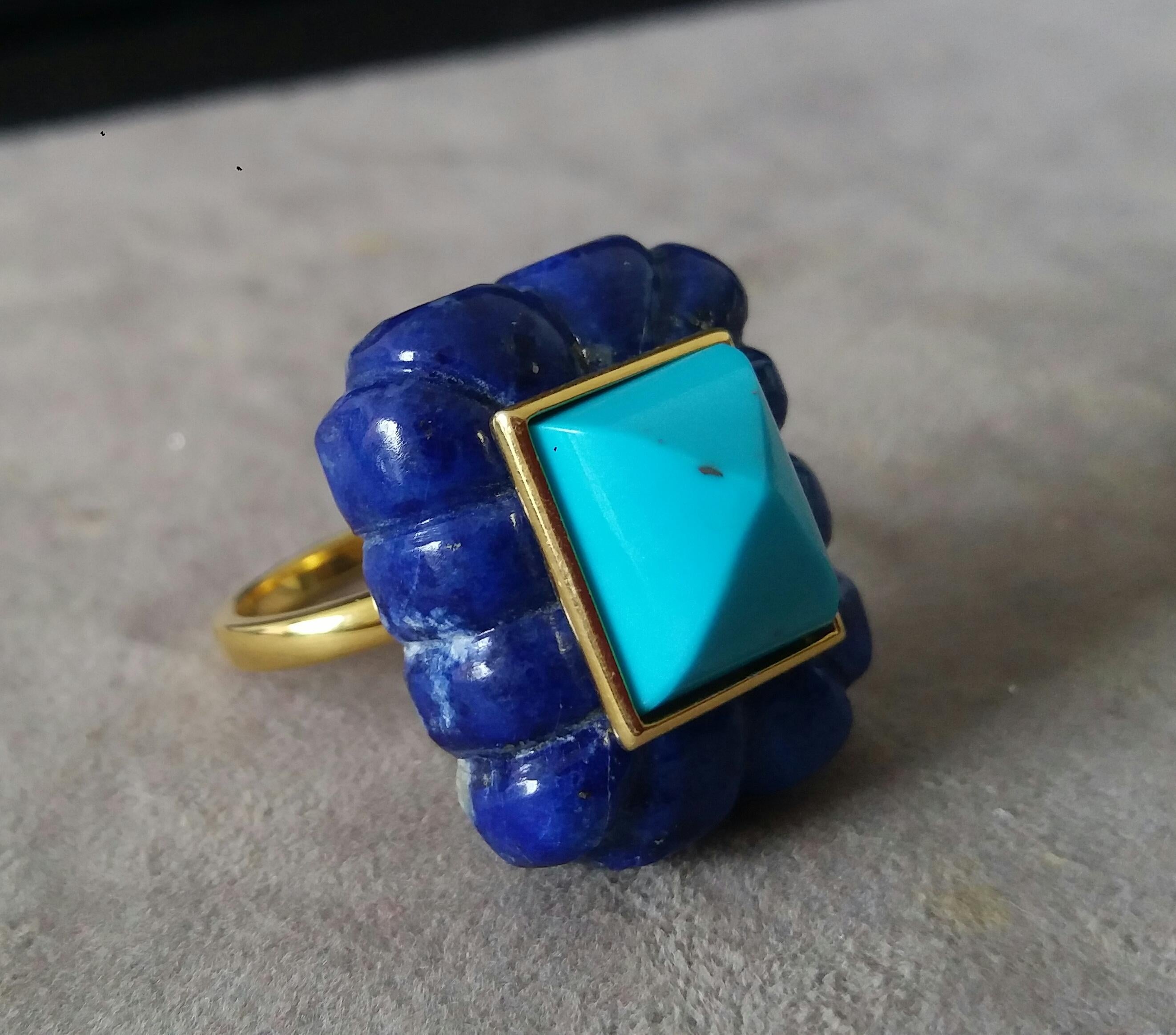Women's Lapis Lazuli Engraved Rectangular Shape Turquoise Pyramid 14k Yellow Gold Ring For Sale