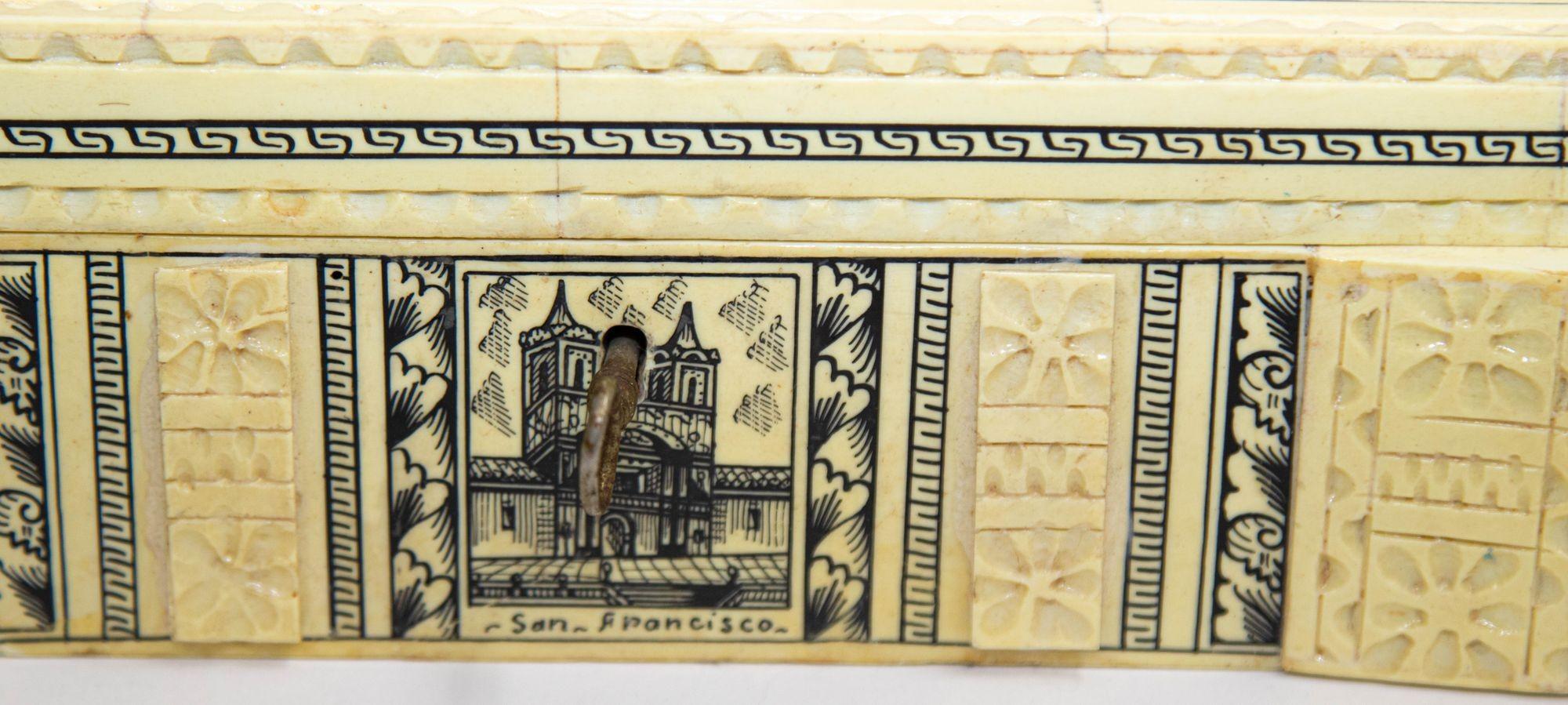 Engraved Trinket Souvenir Box South America, Ecuador 1960's In Good Condition In North Hollywood, CA