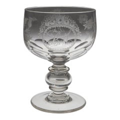 Gravierter viktorianischer Münzpokal um 1840