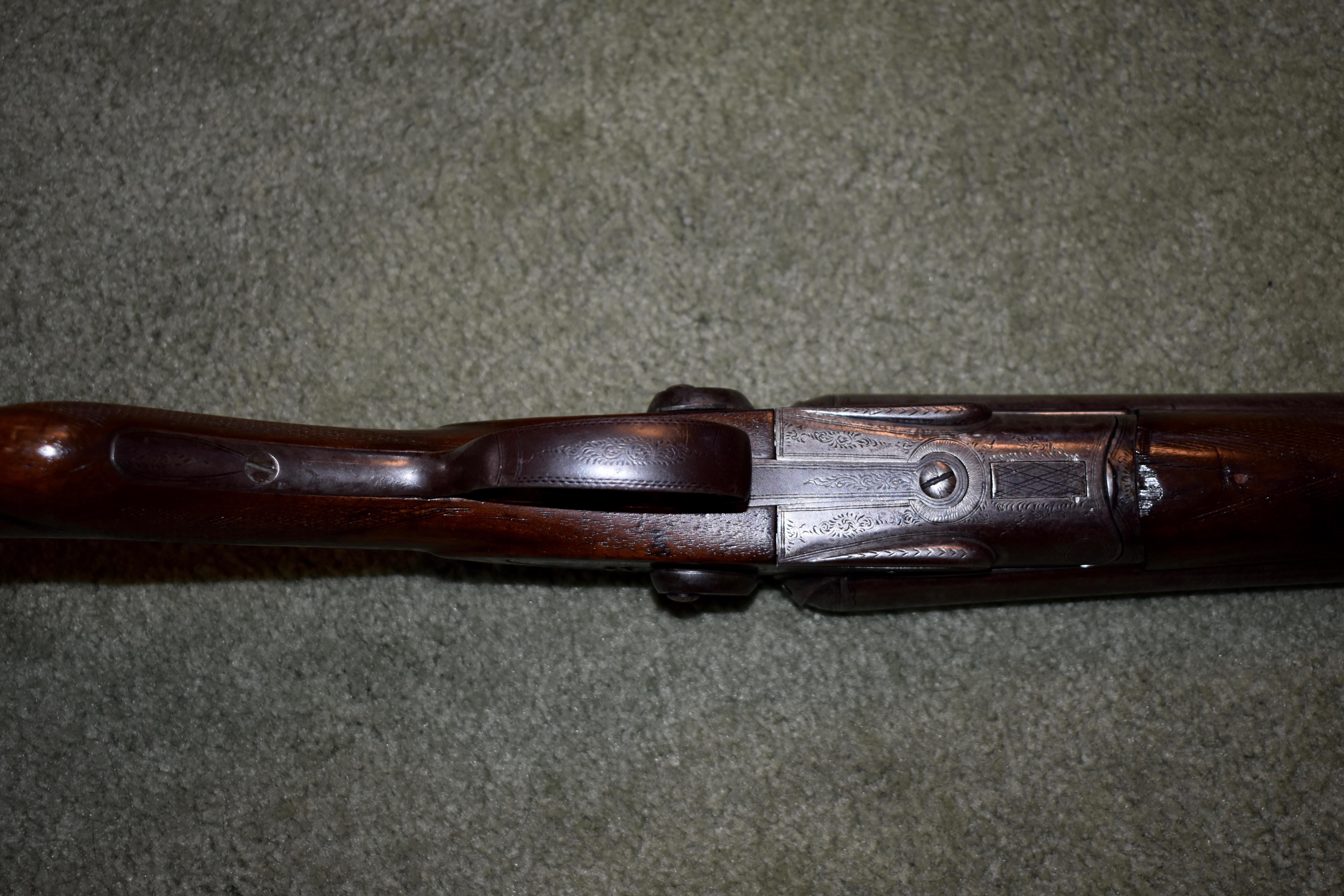 Engraved W. Richards & Co. Damascus Double Barrel Shotgun Pre 1899, London In Good Condition For Sale In Billerica, MA