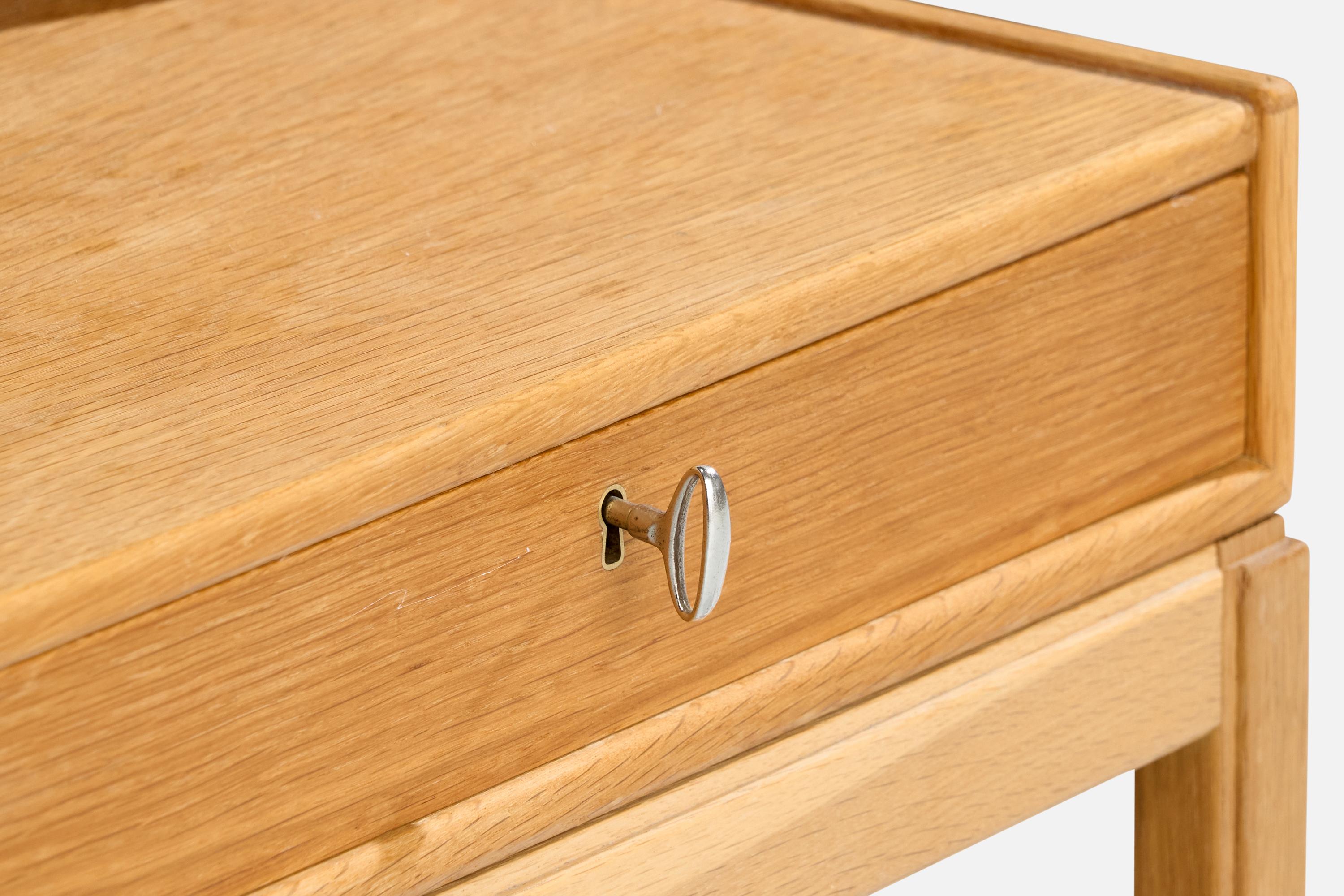 Engström & Myrstrand, Nightstands, Teak, Brass, Sweden, 1960s For Sale 5