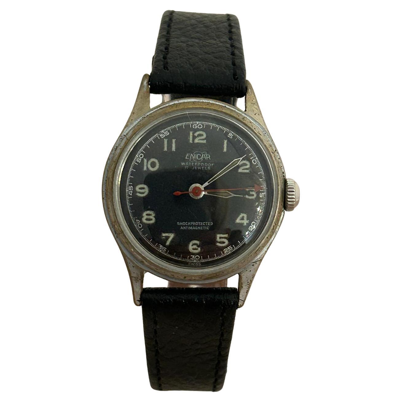 Montre de fabrication suisse Enicar, 17 rubis, étanche, anti magnétique de la Seconde Guerre mondiale, années 1940