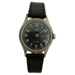 Montre de fabrication suisse Enicar, 17 rubis, étanche, anti magnétique de la Seconde Guerre mondiale, années 1940