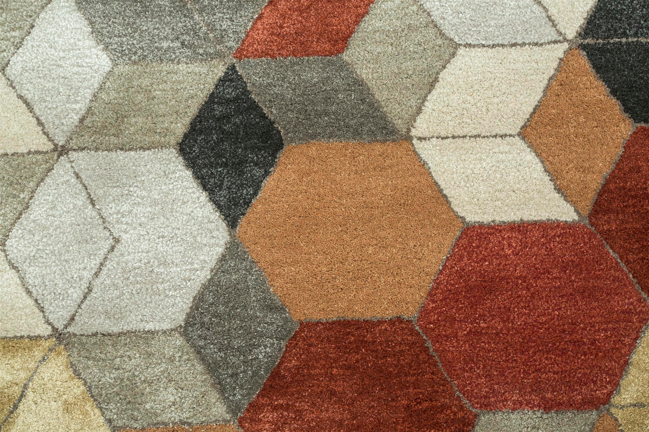 Indian Enigma Nebula Classic Gray & Antique White 150x240 cm Hand Tufted Rug For Sale