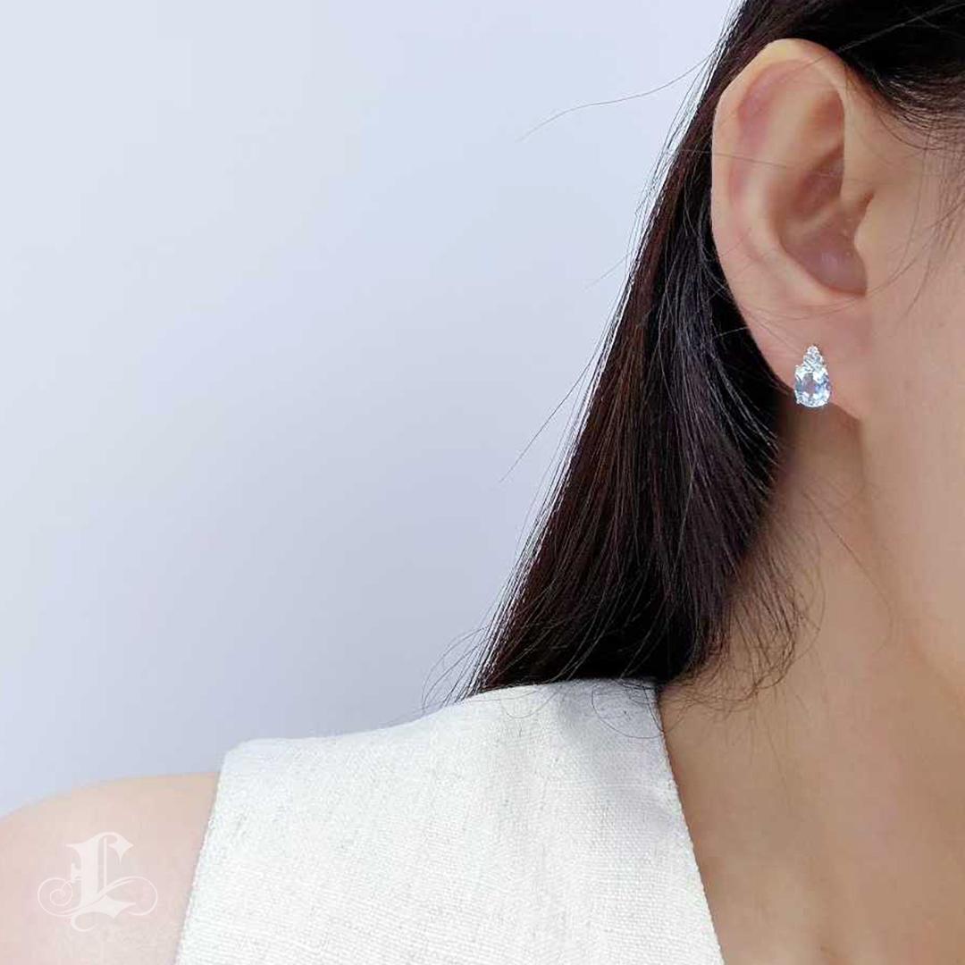 【Énigma】 Pendientes de diamantes aguamarina Sky Gleam en platino Corte pera en venta