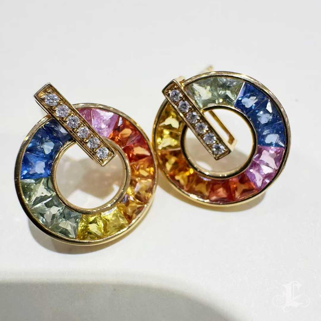 【Énigma】Aurora Spectrum 2.55ct Multicolor Saphir & Diamant Kreis-Ohrringe im Angebot 1