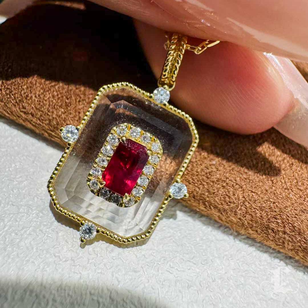 【Énigma】Crystal Window - 0.33ct Rubin & Diamant Anhänger Halskette in 18K Gold im Angebot 2