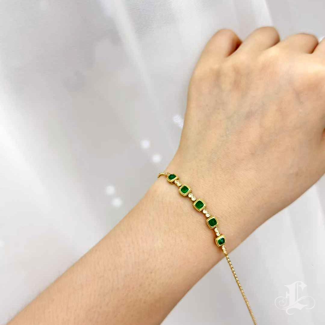 【Énigma】Emerald Candy-Cut Diamant Armband in 18K Gold - 0.98ct (Kegel-Cabochon) im Angebot