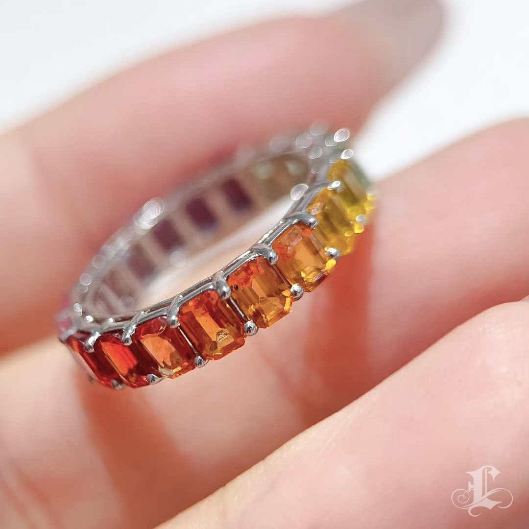 【Énigma】Eternelle Lumière - Bague en saphir de couleur à cercle complet en vente 5