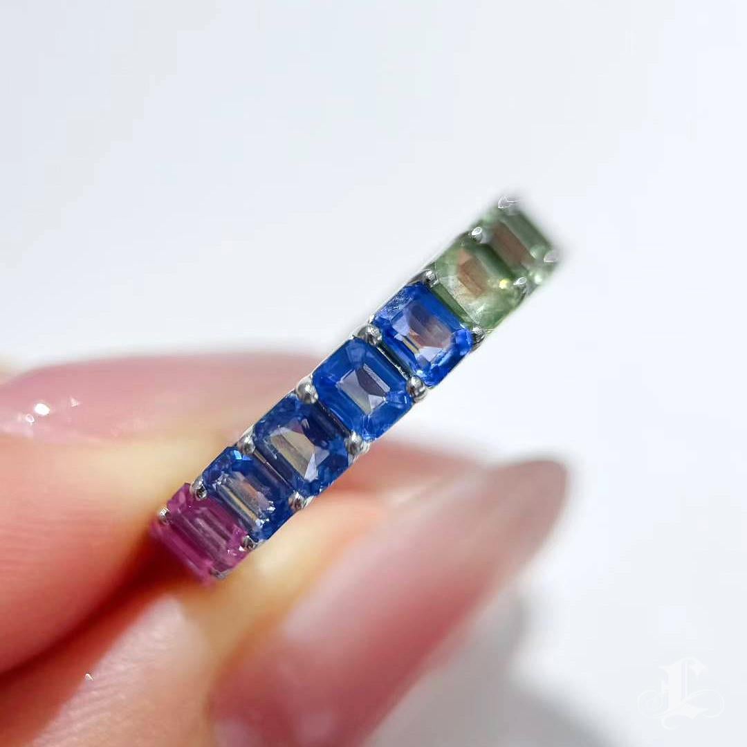【Énigma】Eternelle Lumière - Bague en saphir de couleur à cercle complet en vente 1