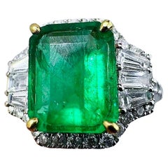 【Énigma】GRC Certified Muzo Emerald Ring — 2.25ct Vivid Green Emerald with Diamon