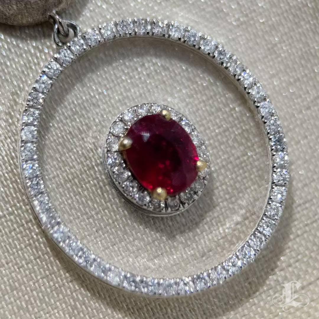 【Énigma】GUILD Certified Celestial Orbit Pigeon’s Blood Ruby Floating Earrings For Sale 2