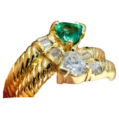 【Énigma】Heart to Heart 18K Gold Baguette Diamond & Emerald Heart Ring