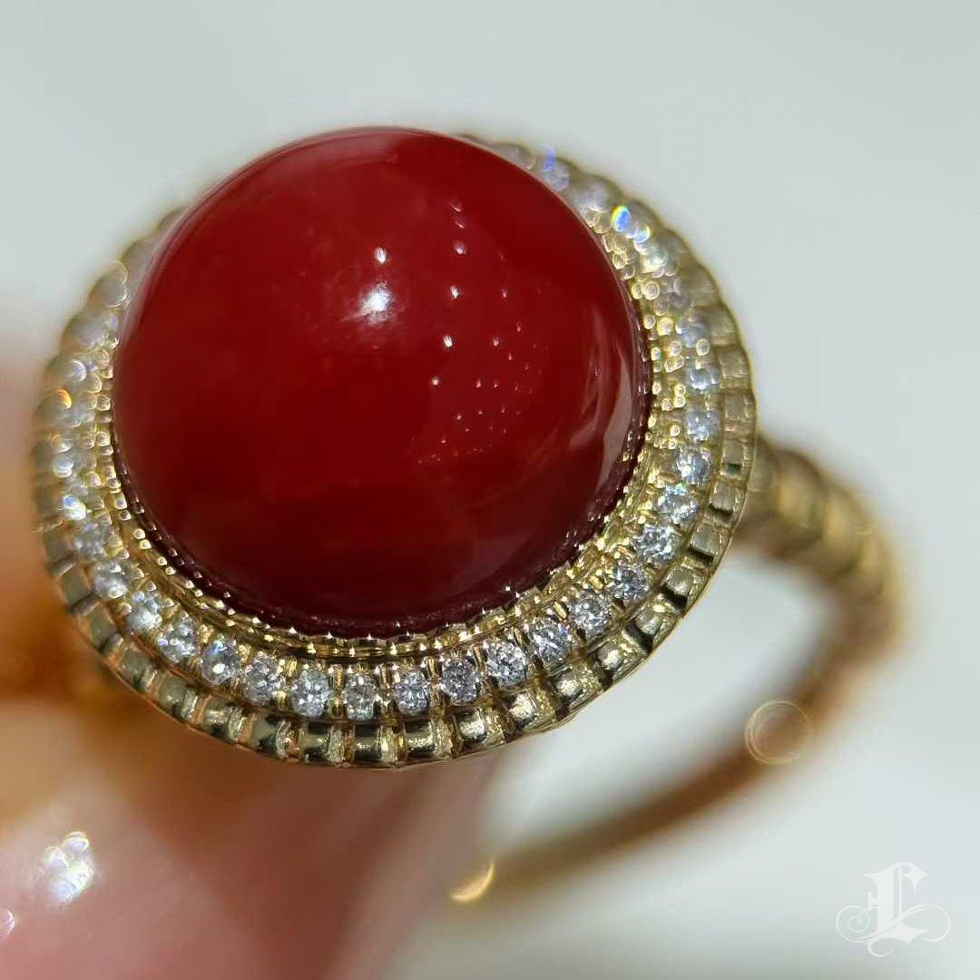 【Énigma】Only One Imperial Flame Oxblood Red Coral Diamond Ring Neuf - En vente à New York, NY