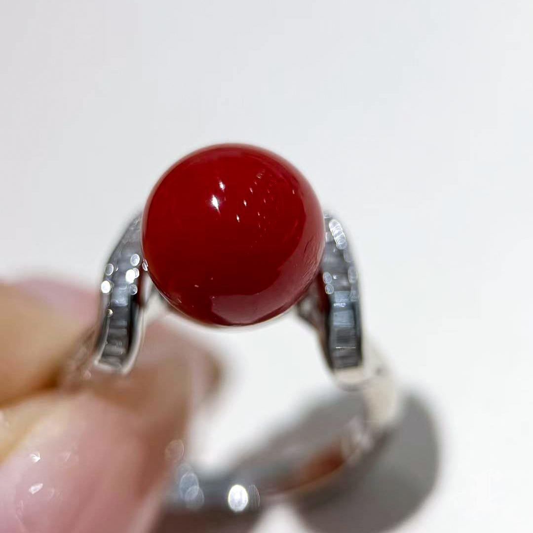 【Énigma】Único Anillo de Diamantes de Coral Natural Aka Llama de Oxblood en venta 3