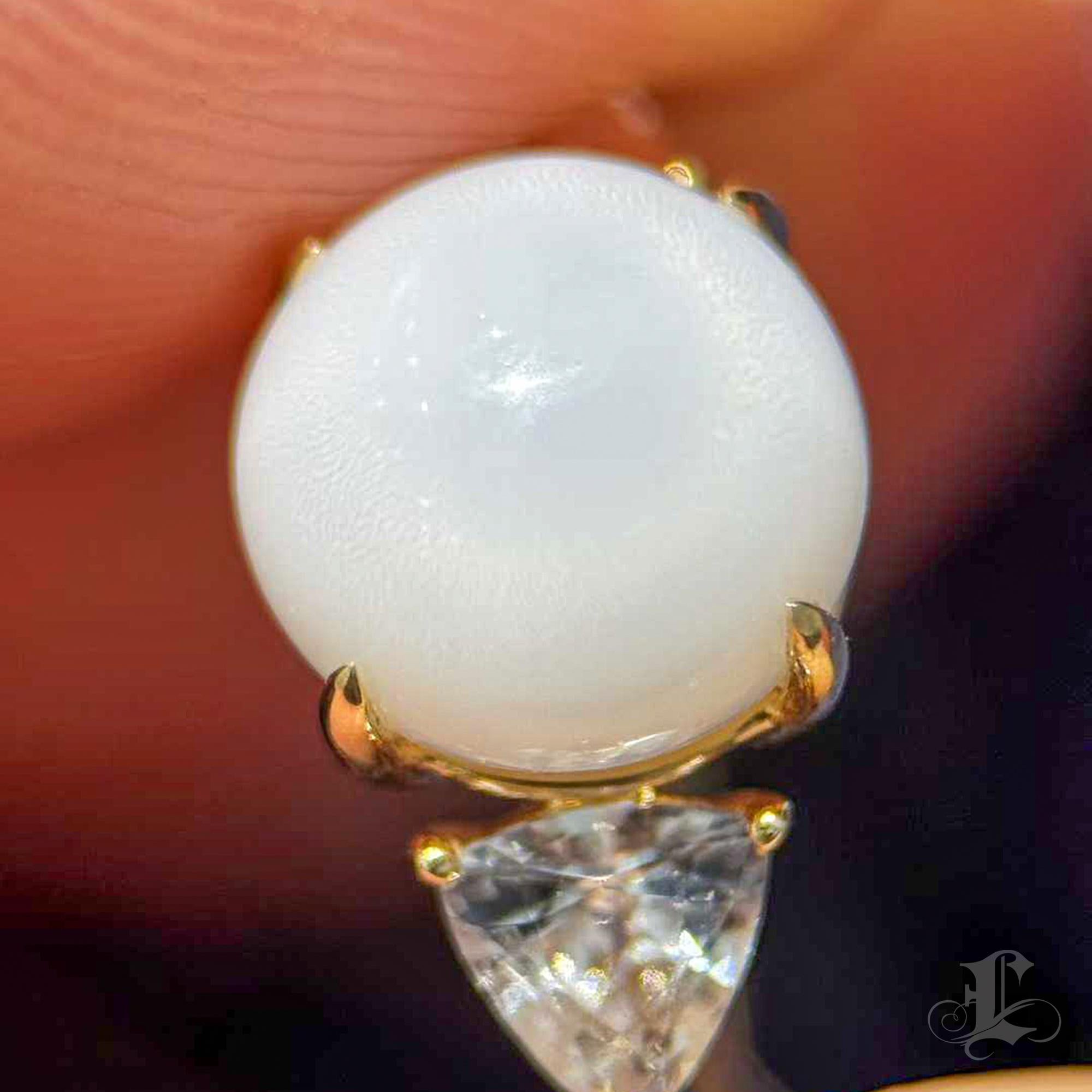 Donna 【Énigma】Aurora Silenziosa 3,3ct Perla Gigante e Zaffiro Bianco Anello in vendita