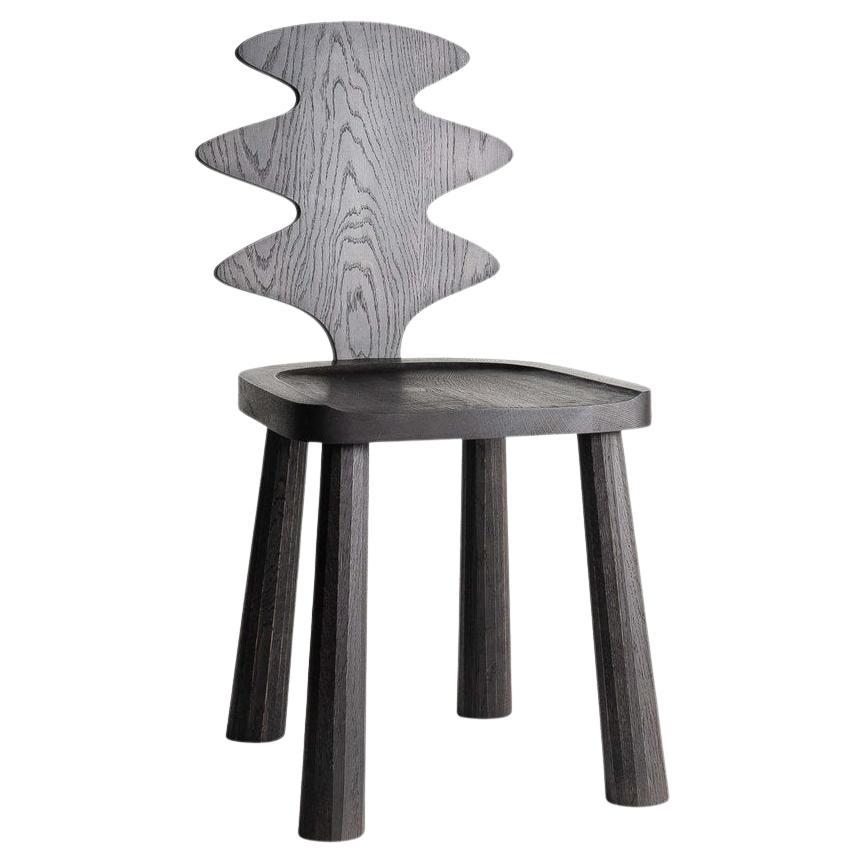 Silla Enki de roble ebonizado by Mythology